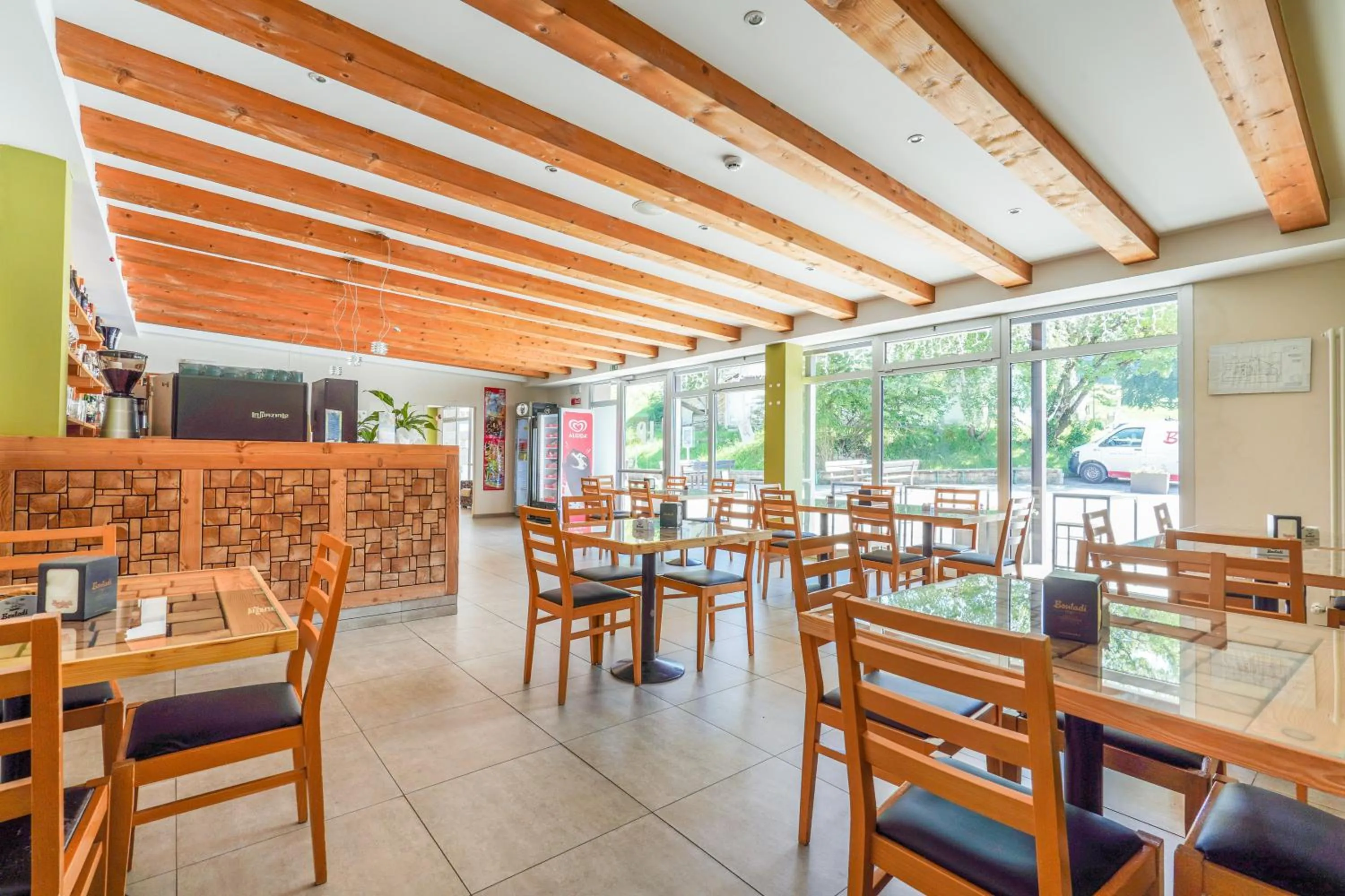 Lounge or bar in Hotel Polsa