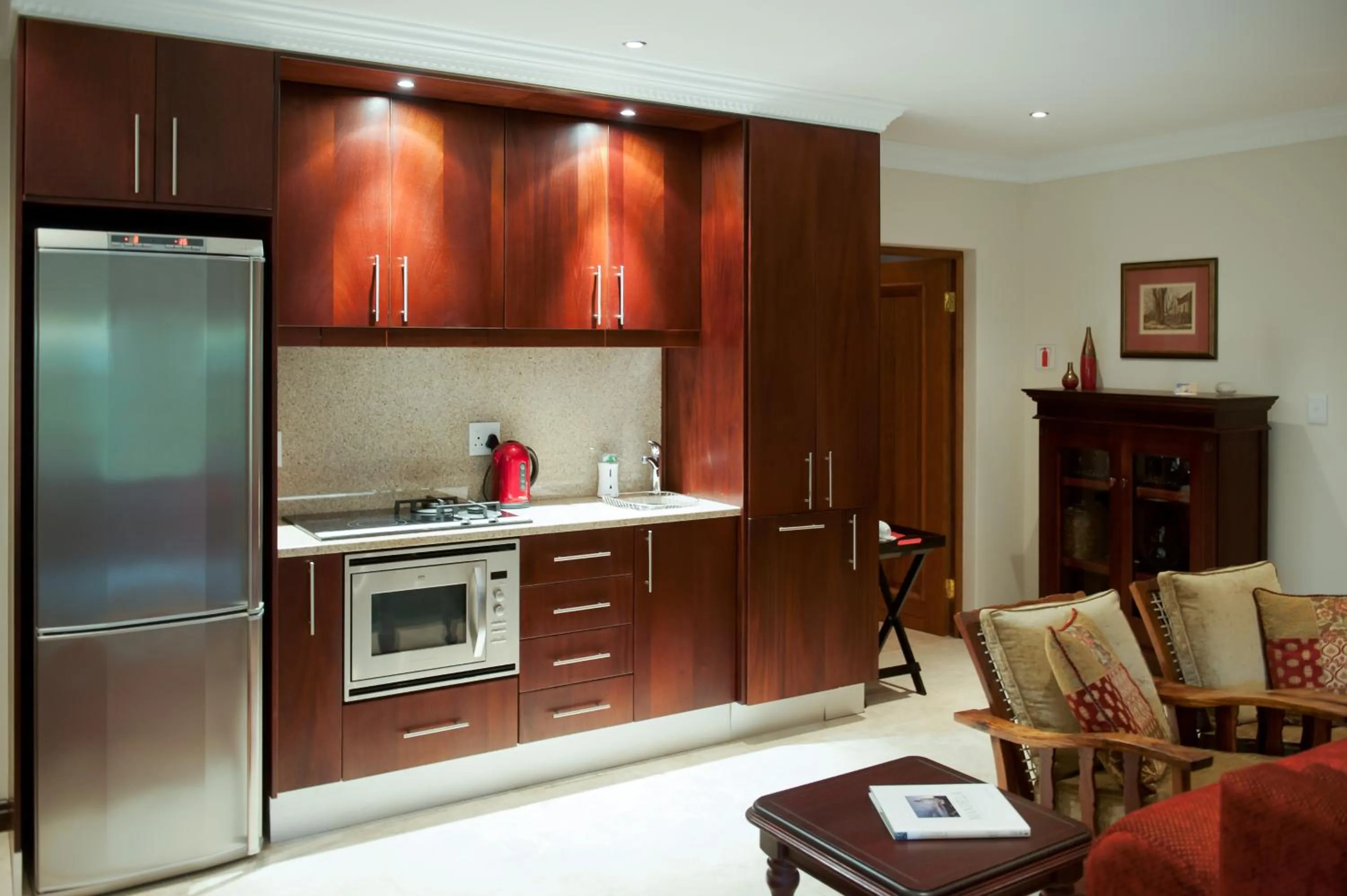 Kitchen or kitchenette in Blaauwheim Guest House