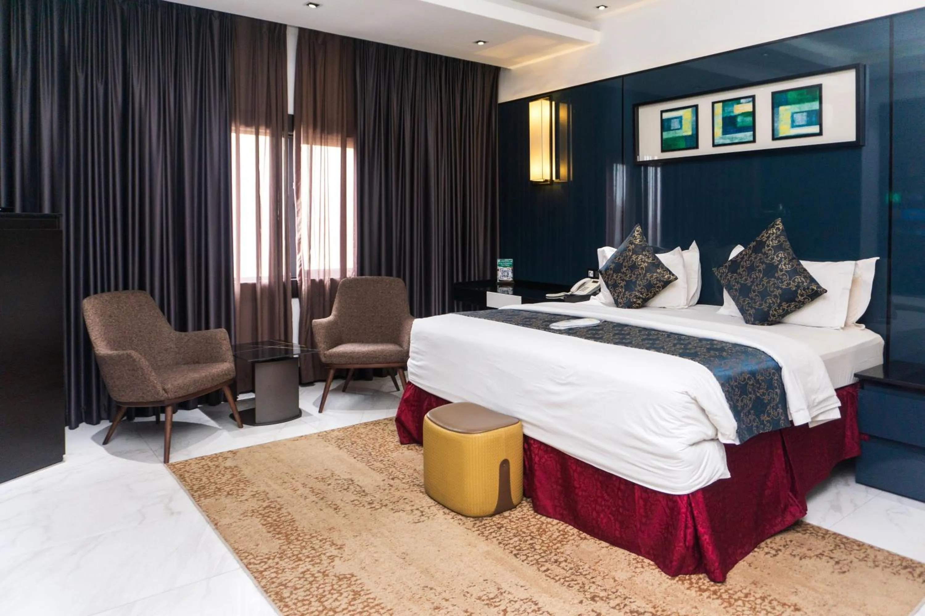 Bed in GreenPoint Hotel