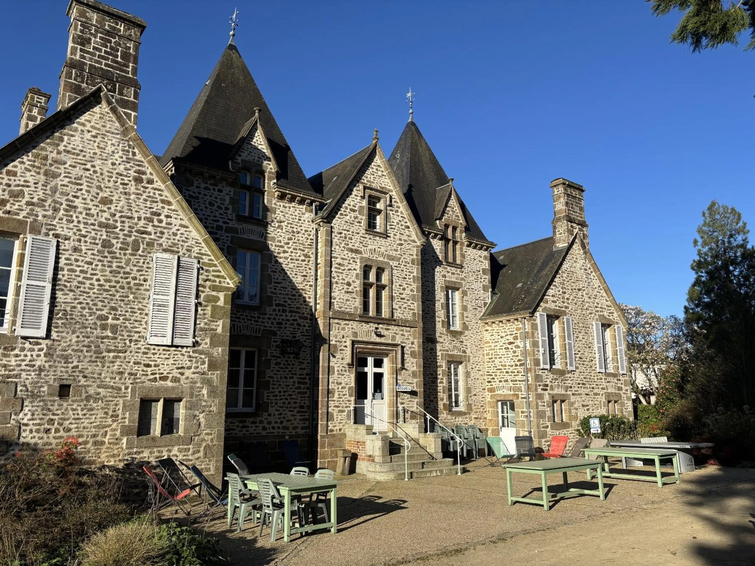Property building in Château du Bourg