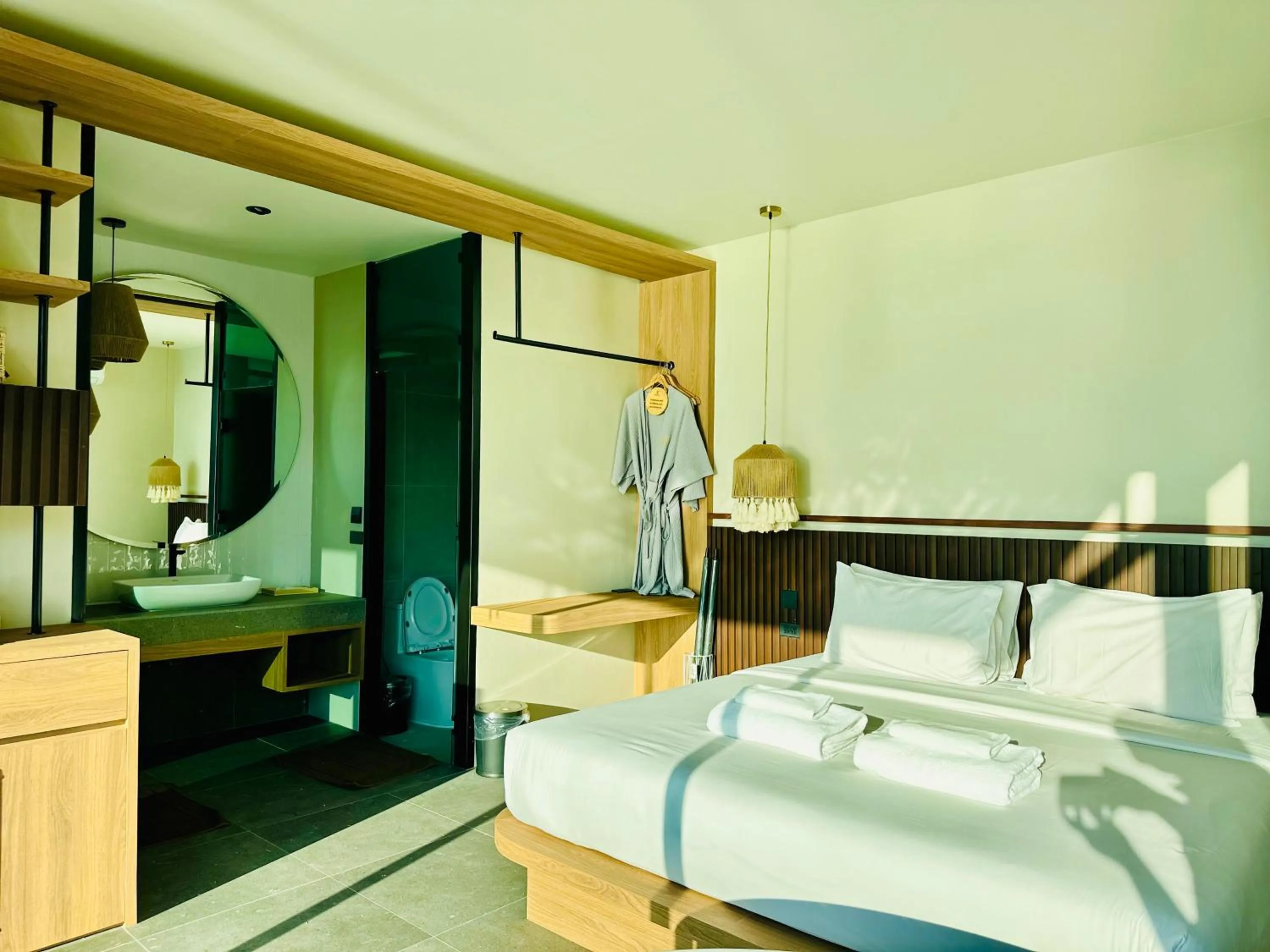 Bed in Sangthian Beach Resort