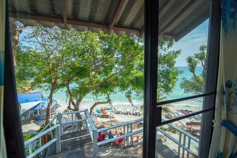 Sangthian Beach Resort