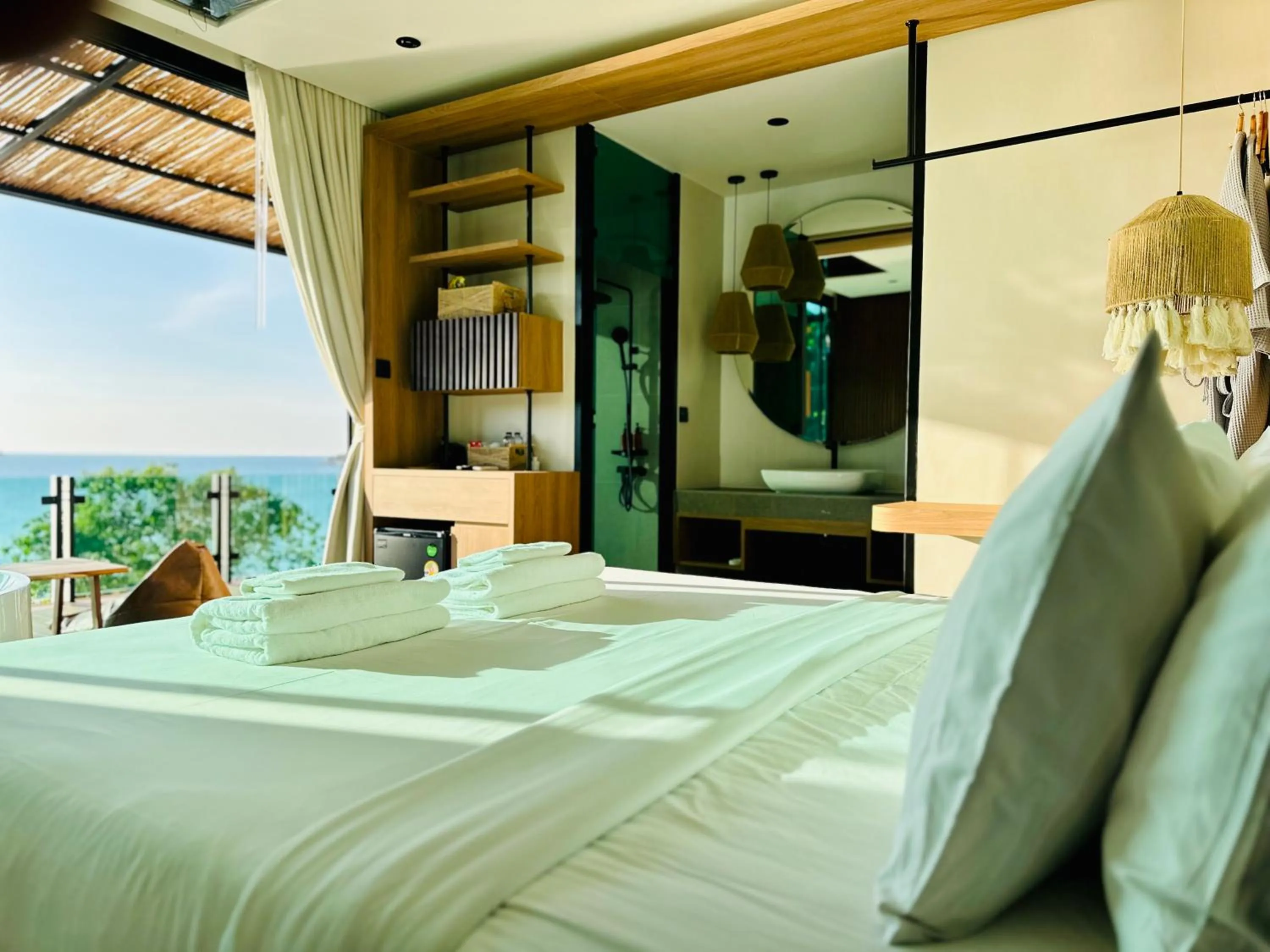 Bed in Sangthian Beach Resort