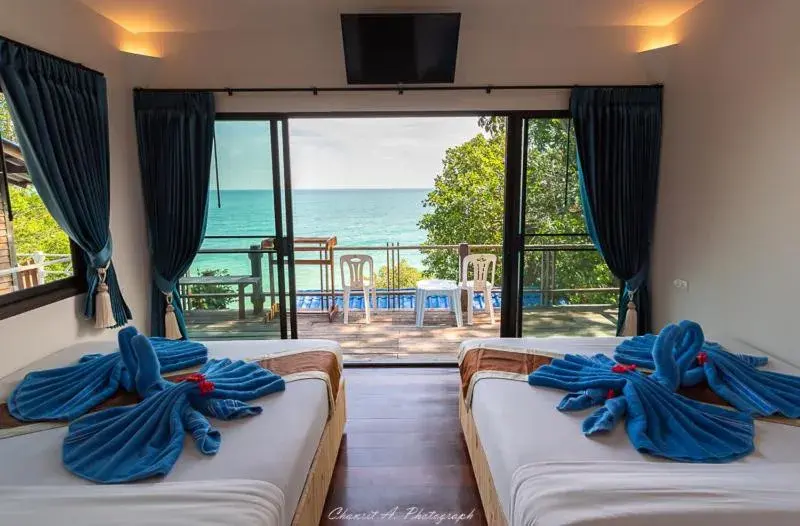 Family Suite in Sangthian Beach Resort Family Suite in Sangthian Beach Resort