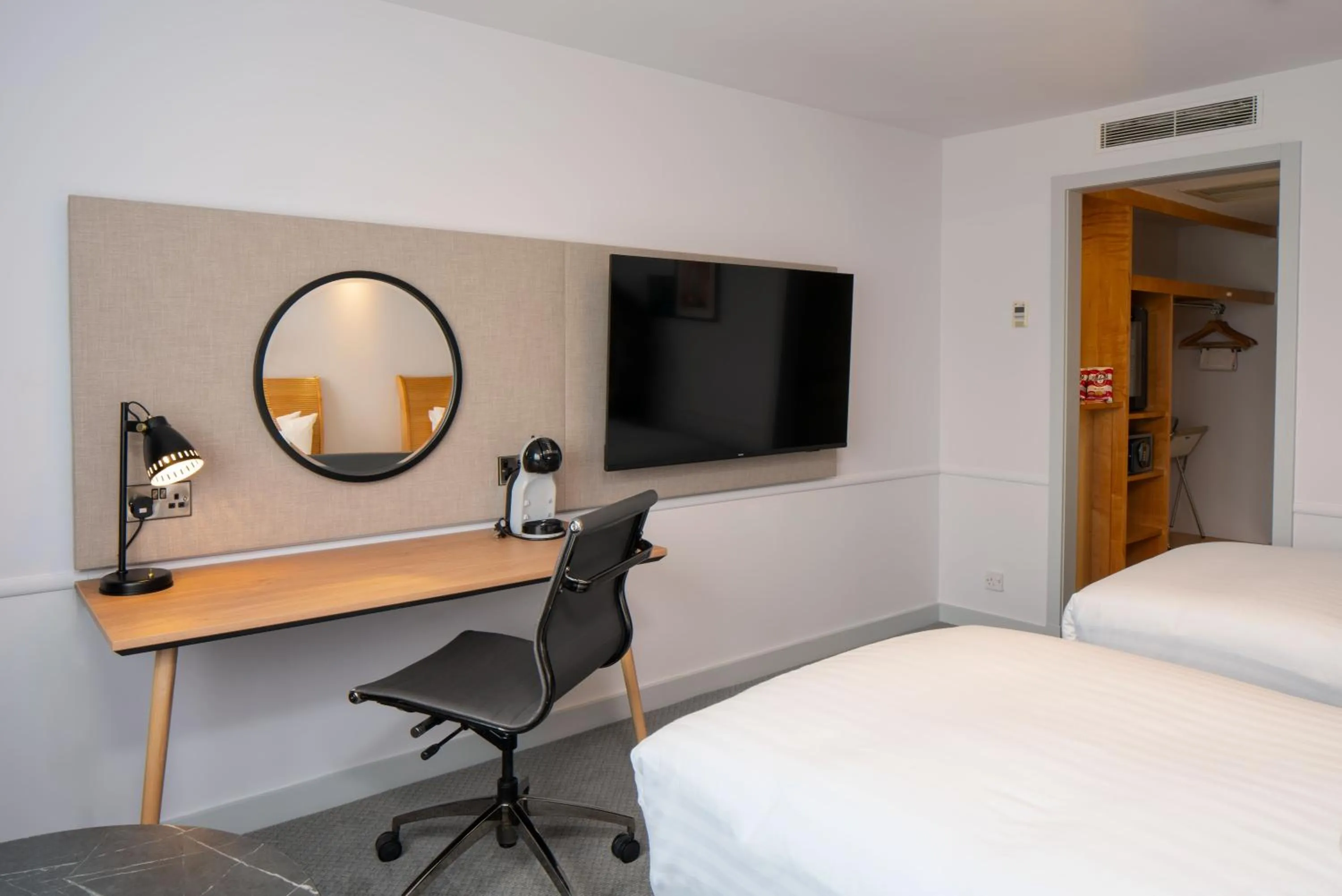 Bedroom, Bed in Holiday Inn Bristol Filton by IHG