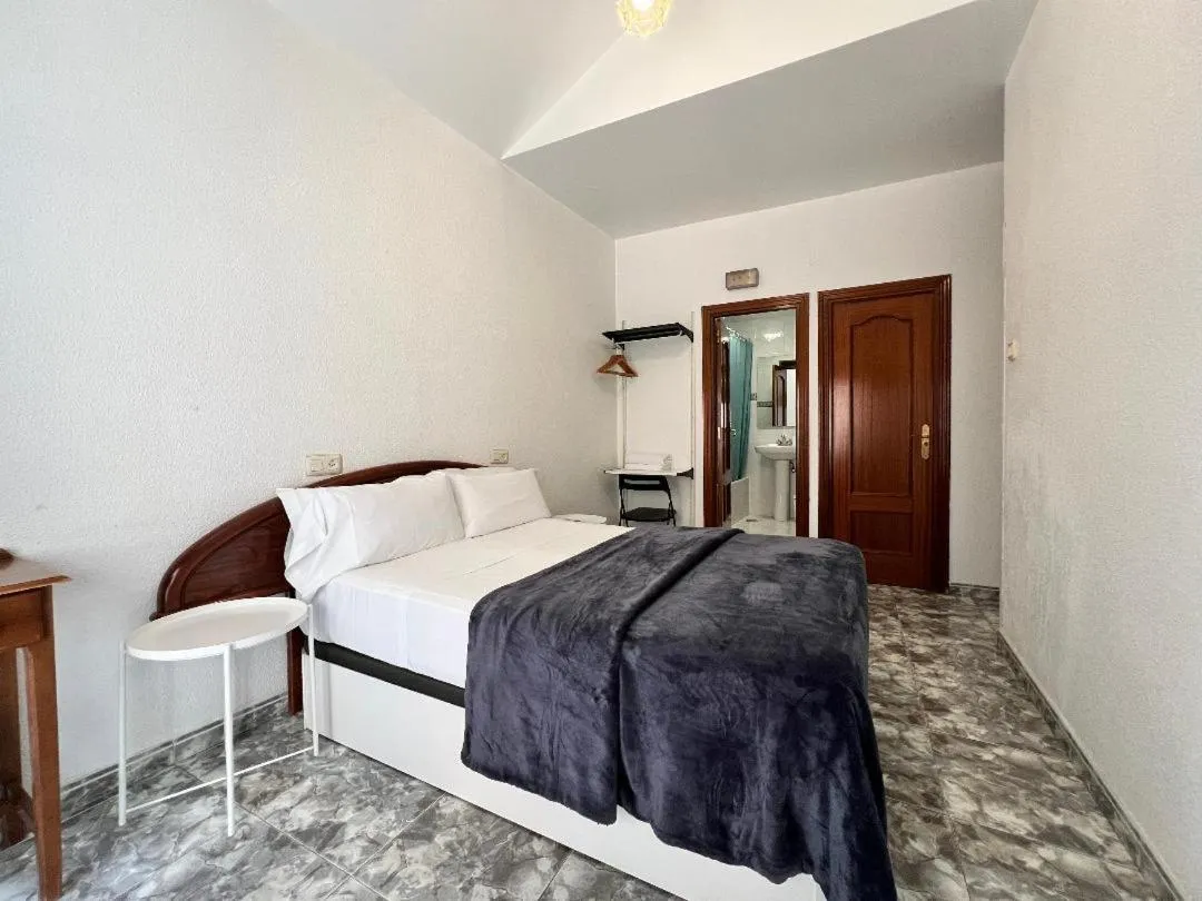 Bed in Hostal Palacios Fuencarral