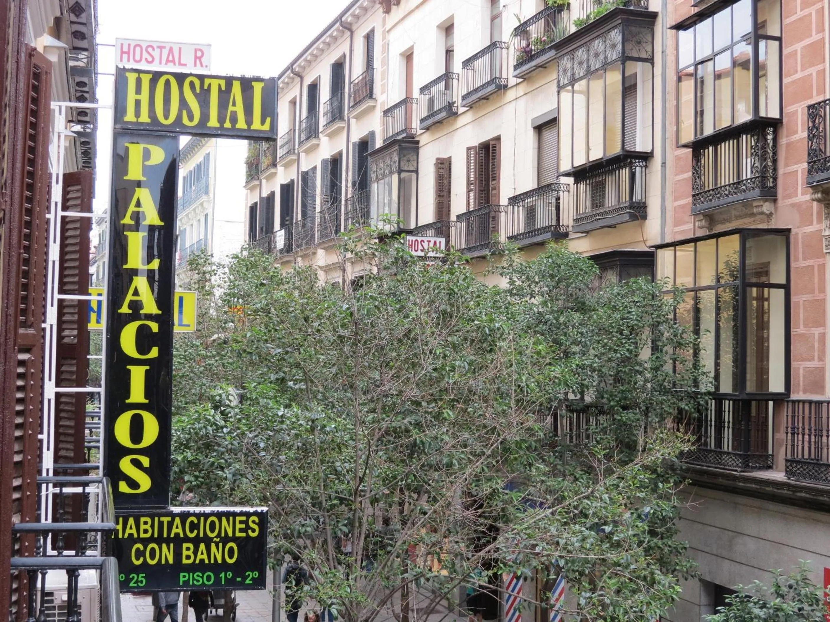 Property logo or sign in Hostal Palacios Fuencarral