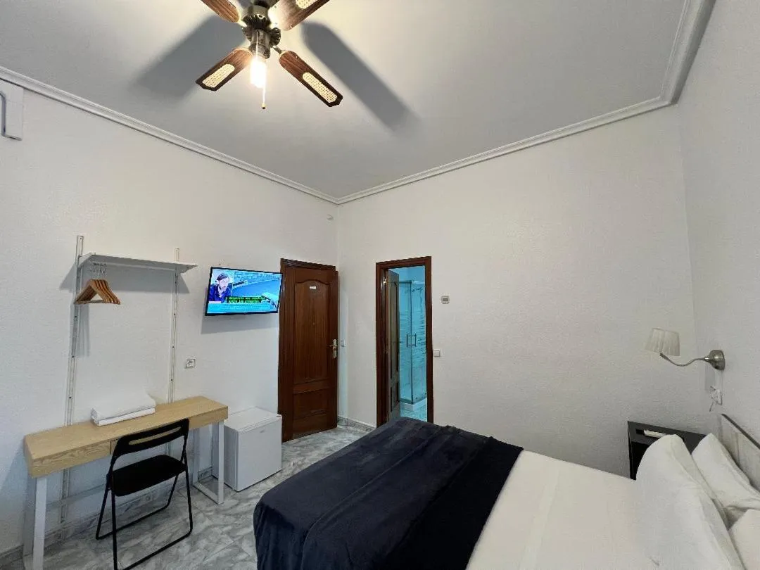 Bed in Hostal Palacios Fuencarral