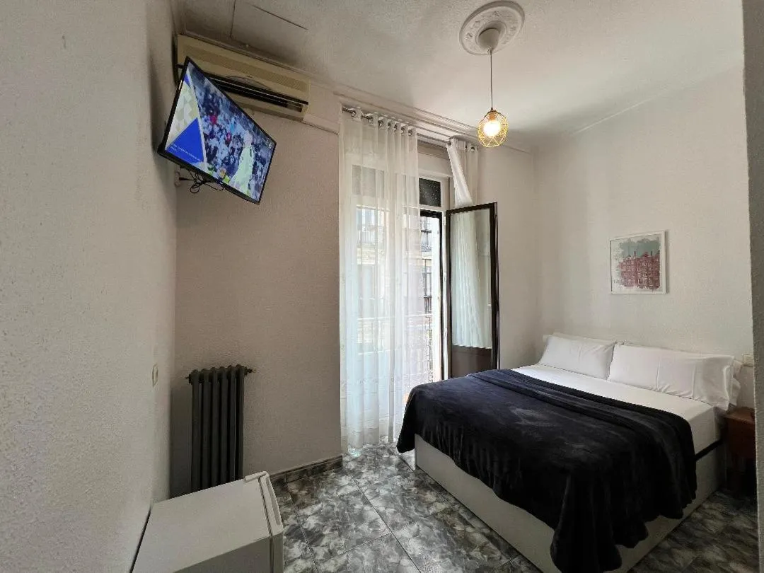 Bed in Hostal Palacios Fuencarral