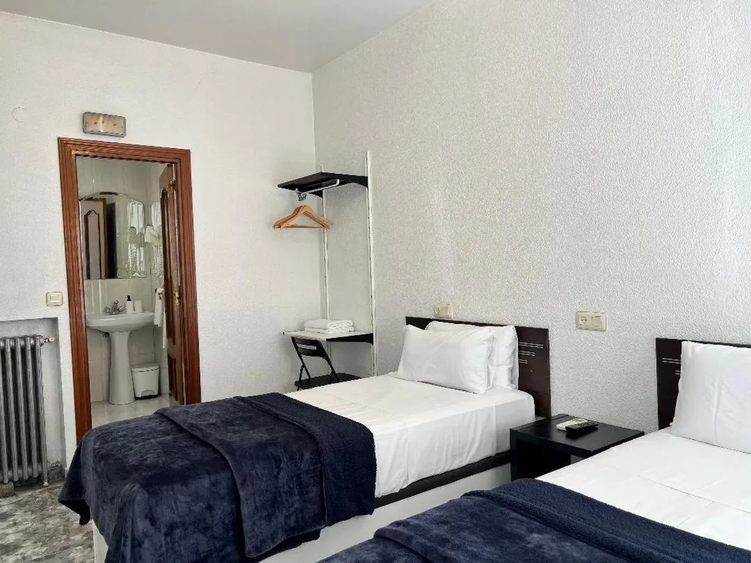 Bed in Hostal Palacios Fuencarral