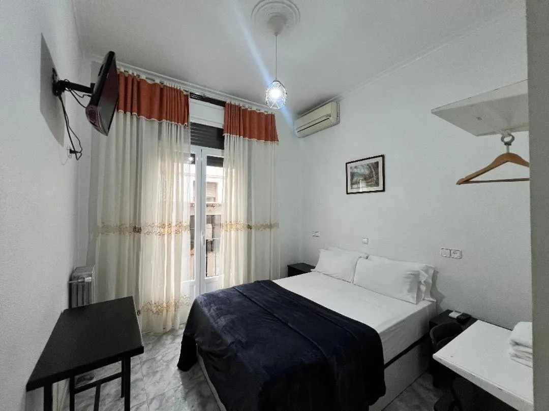 Bed in Hostal Palacios Fuencarral