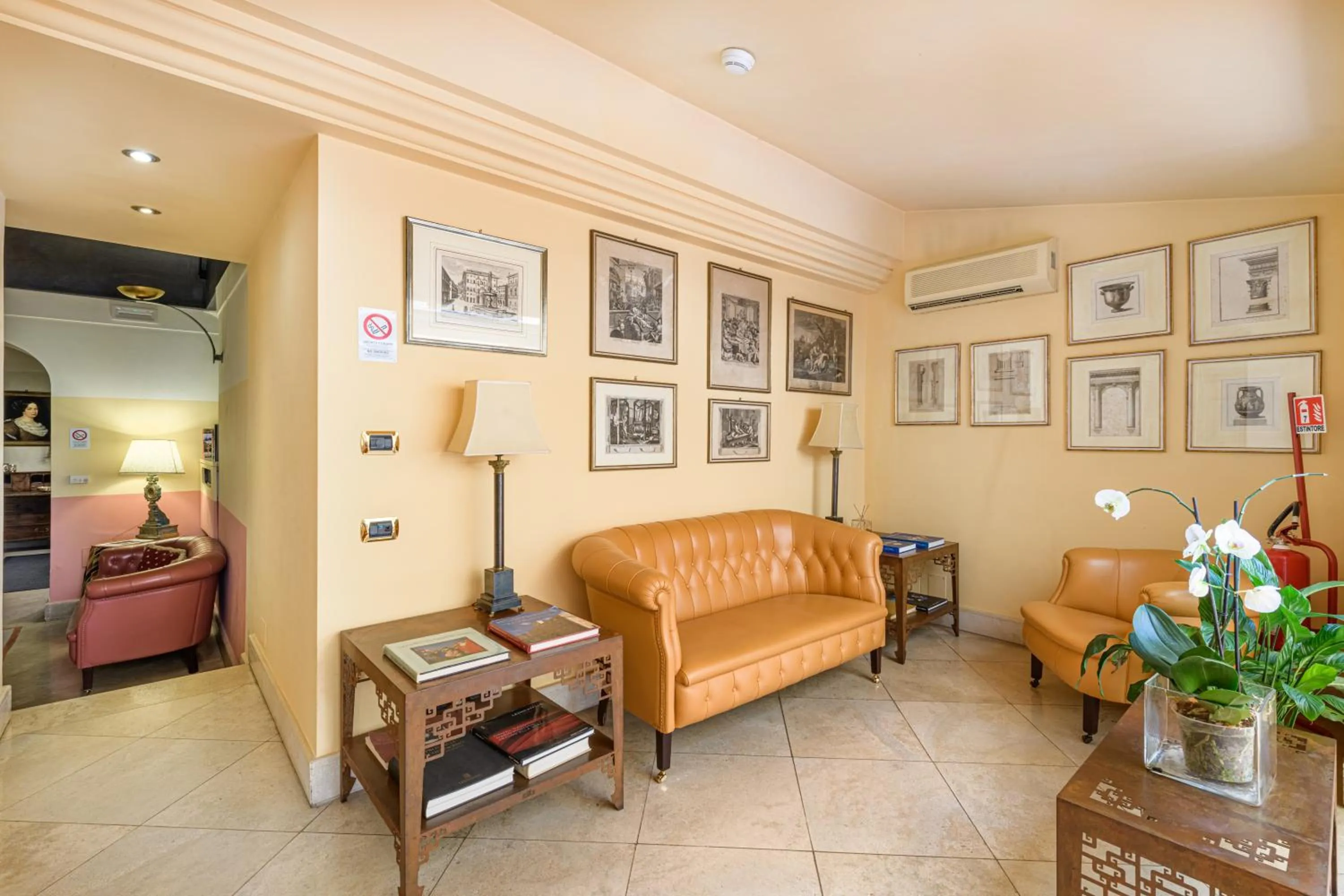 Lounge or bar in Hotel S. Anna