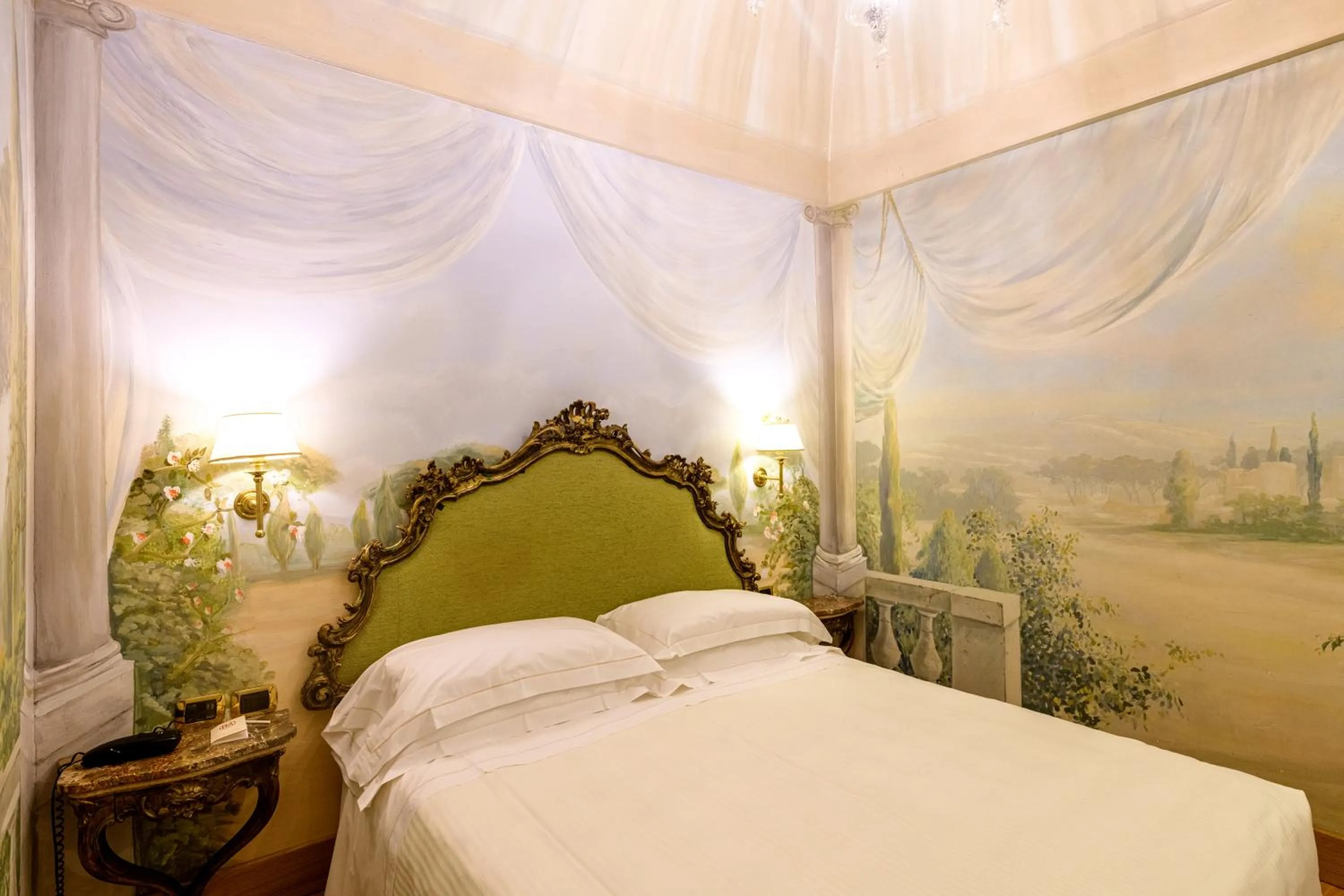 Bedroom, Bed in Hotel S. Anna