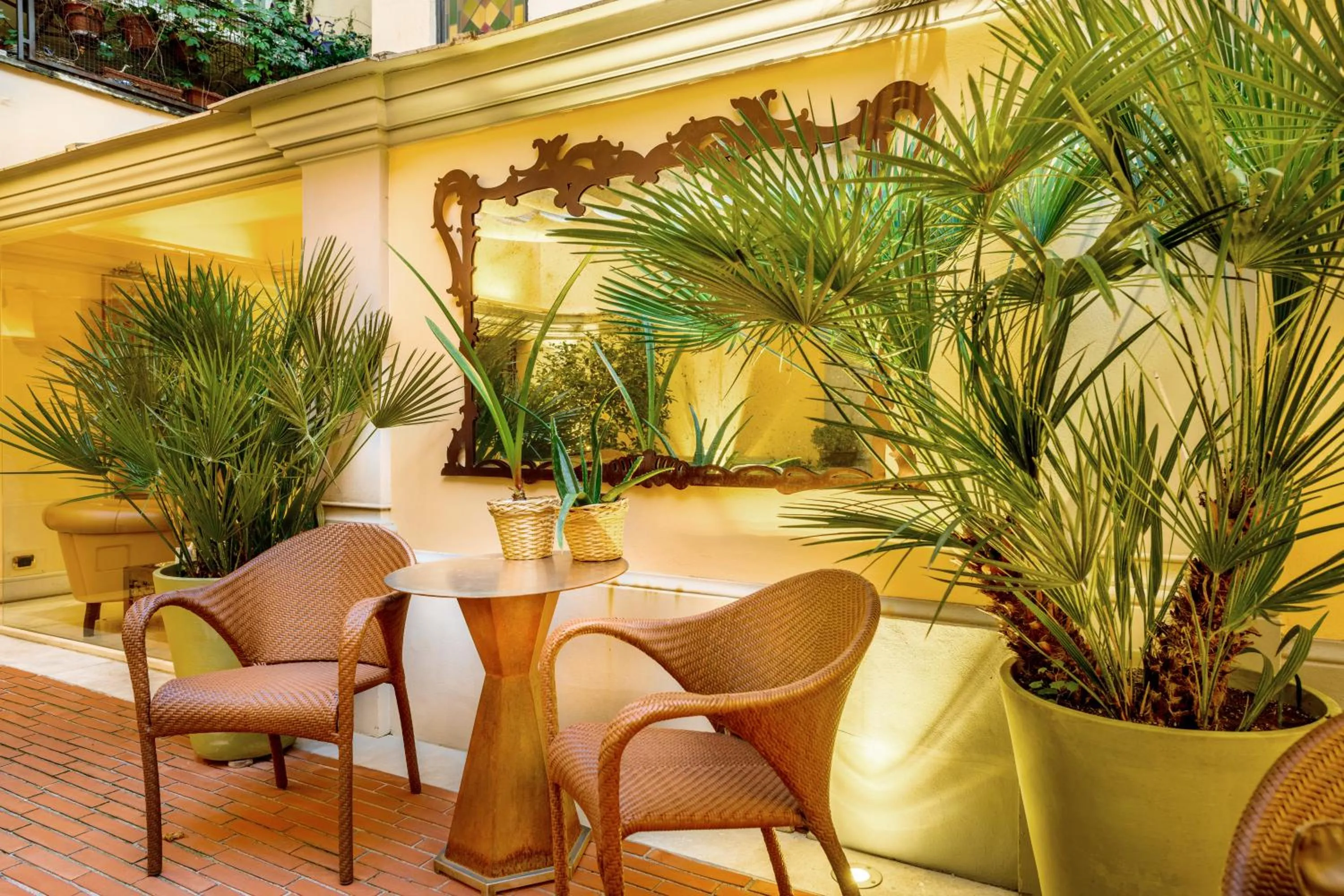 Patio in Hotel S. Anna