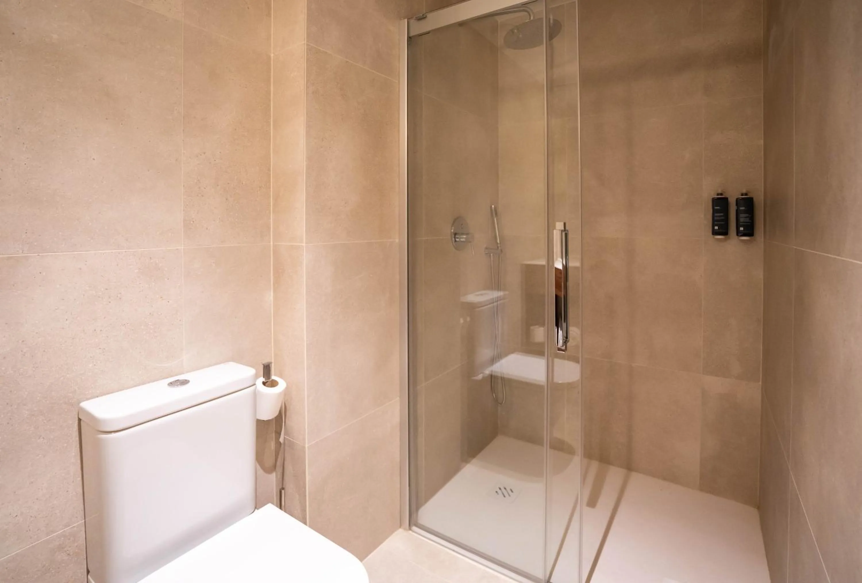 Shower in Teide Rooms