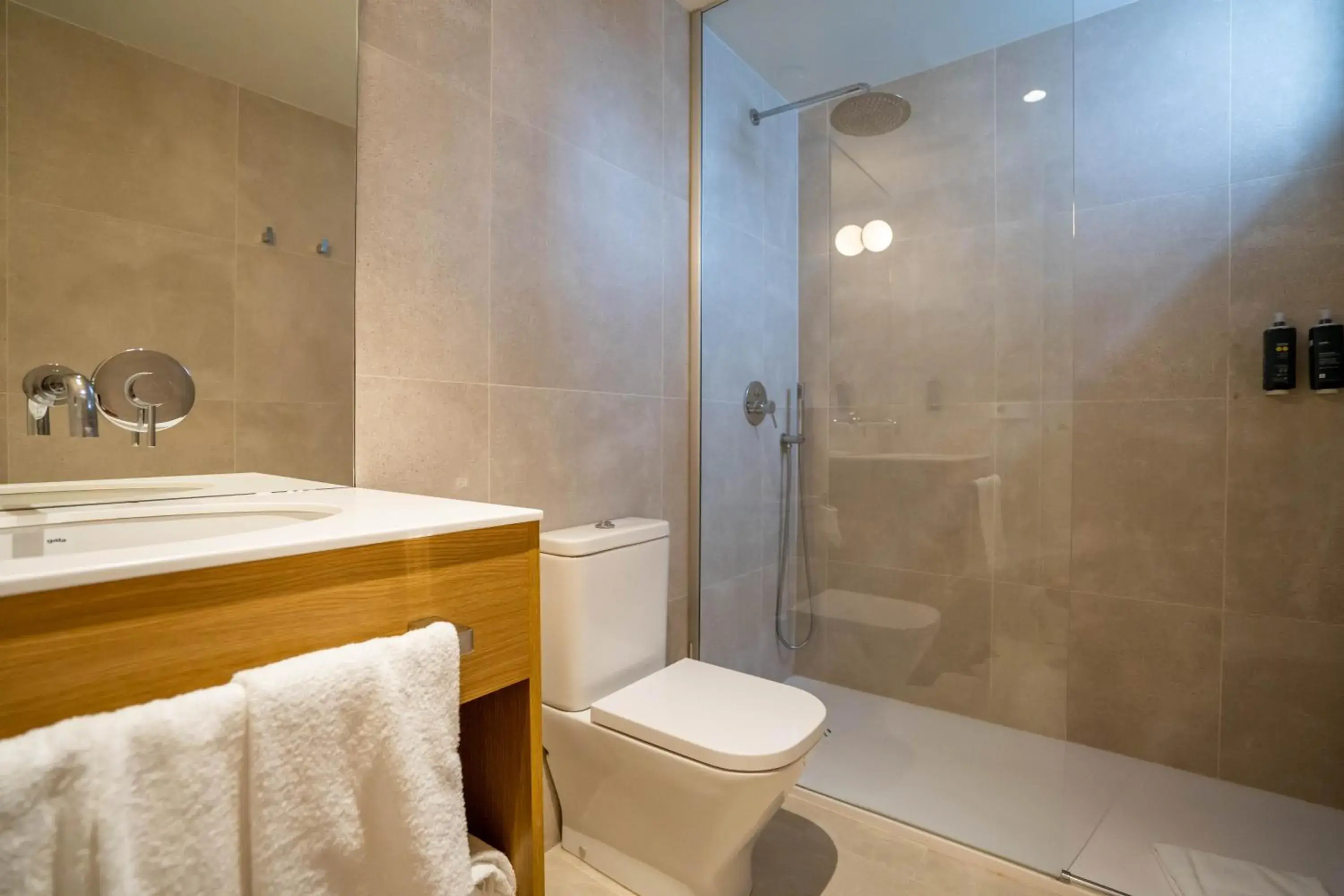 Double Room with Balcony - single occupancy in Teide Rooms Double Room with Balcony - single occupancy in Teide Rooms