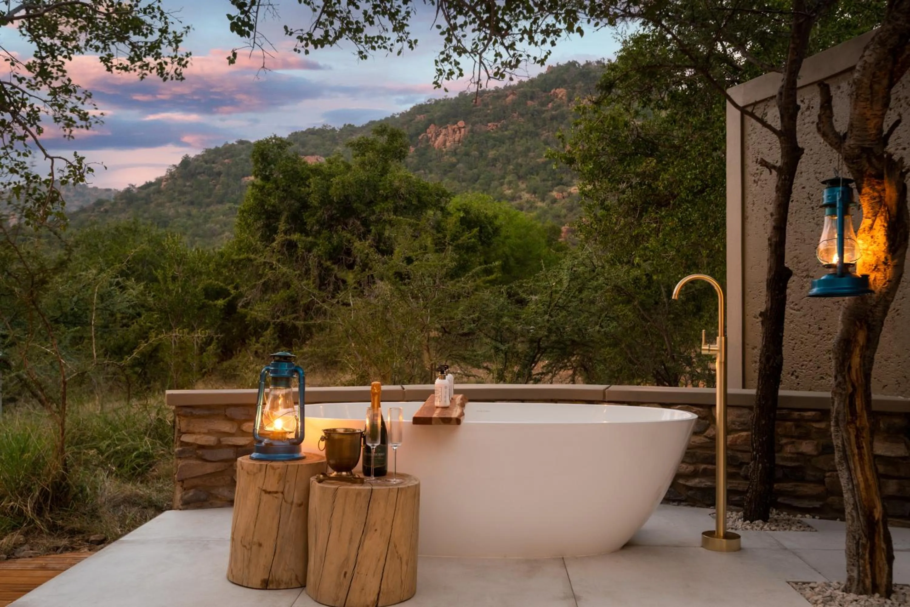 Open Air Bath in Lush Private Game Lodge