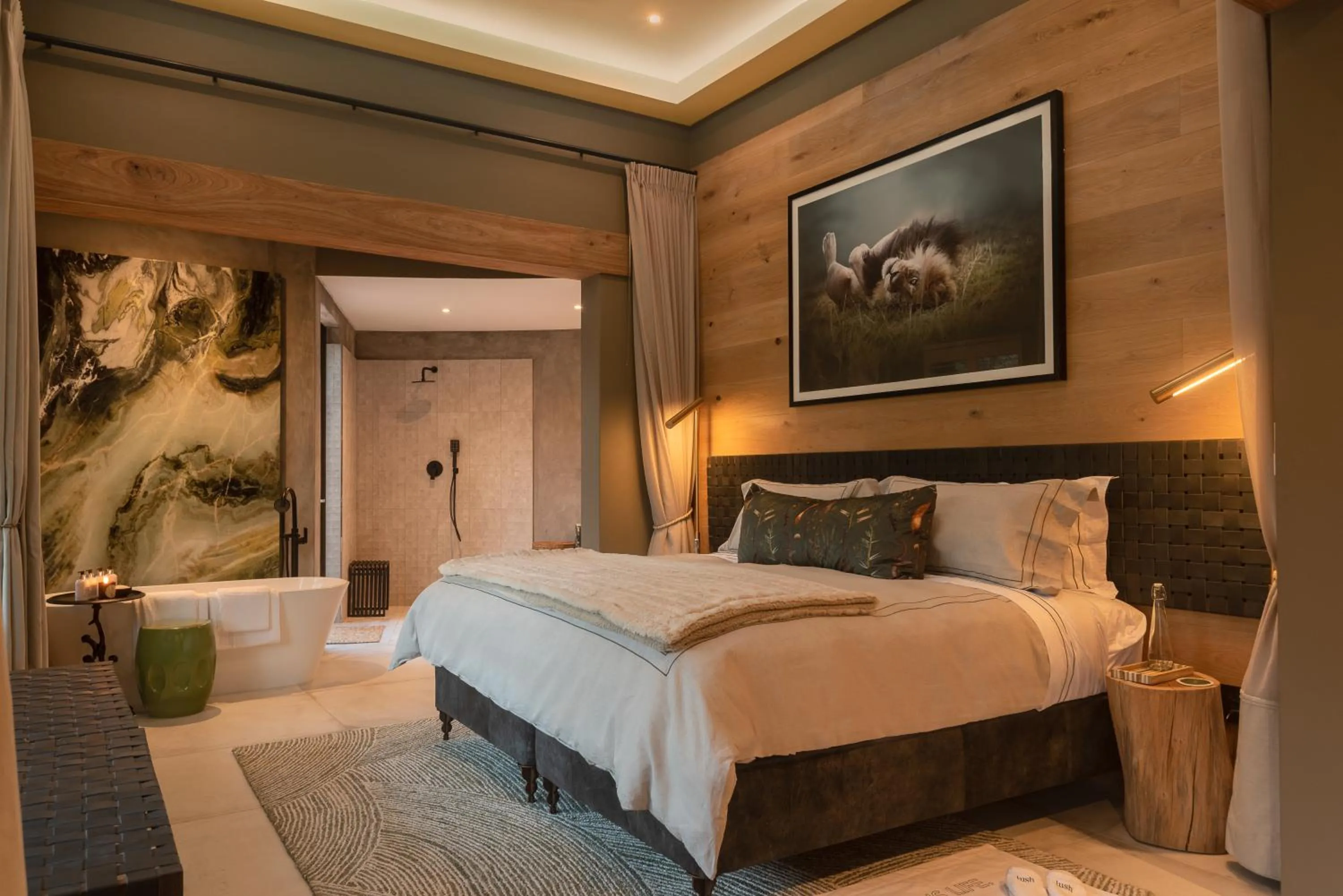Bedroom, Bed in Lush Private Game Lodge