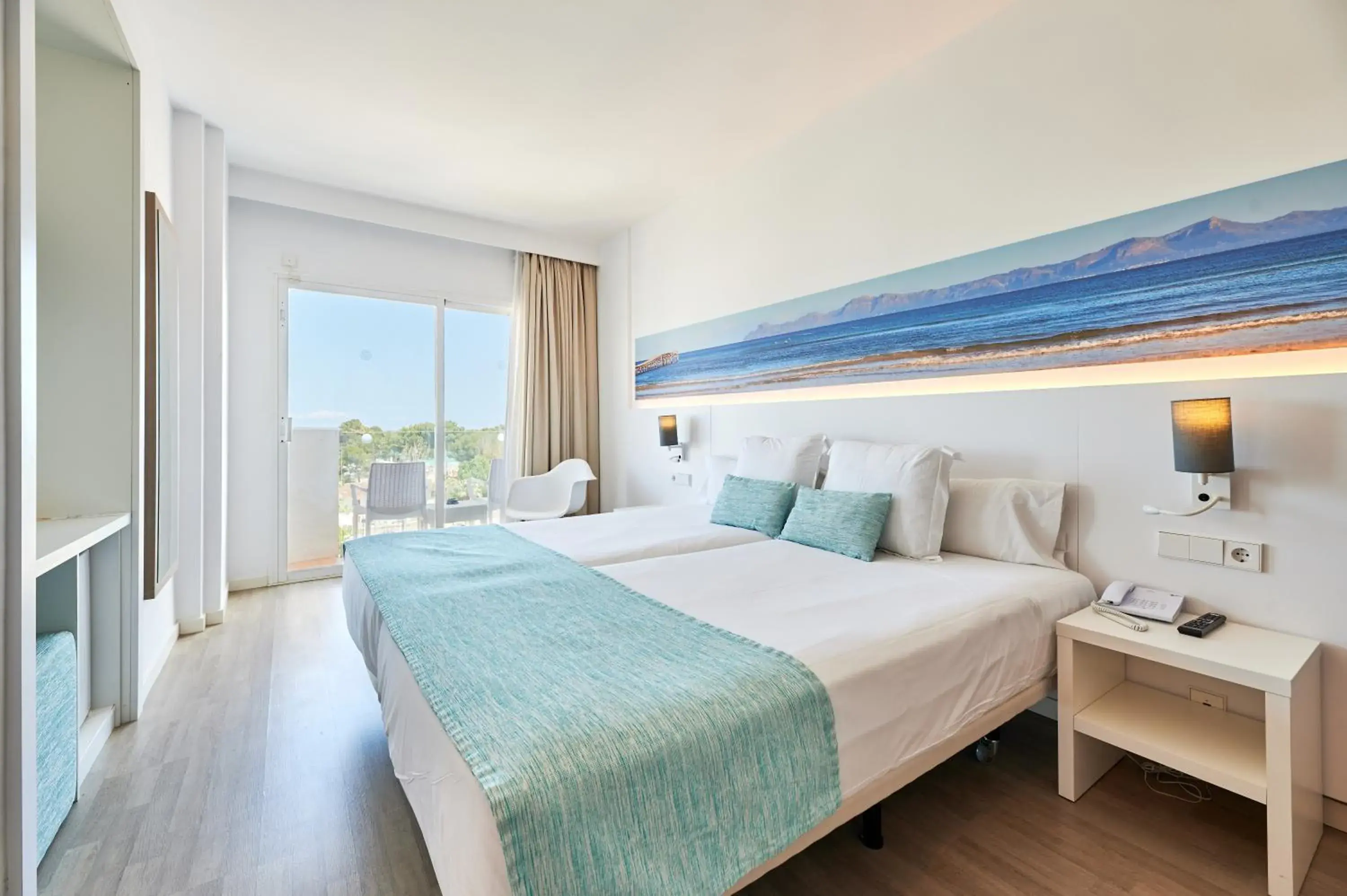 Double Room - single occupancy in AluaSun Continental Park Hotel & Apartments Double Room - single occupancy in AluaSun Continental Park Hotel & Apartments