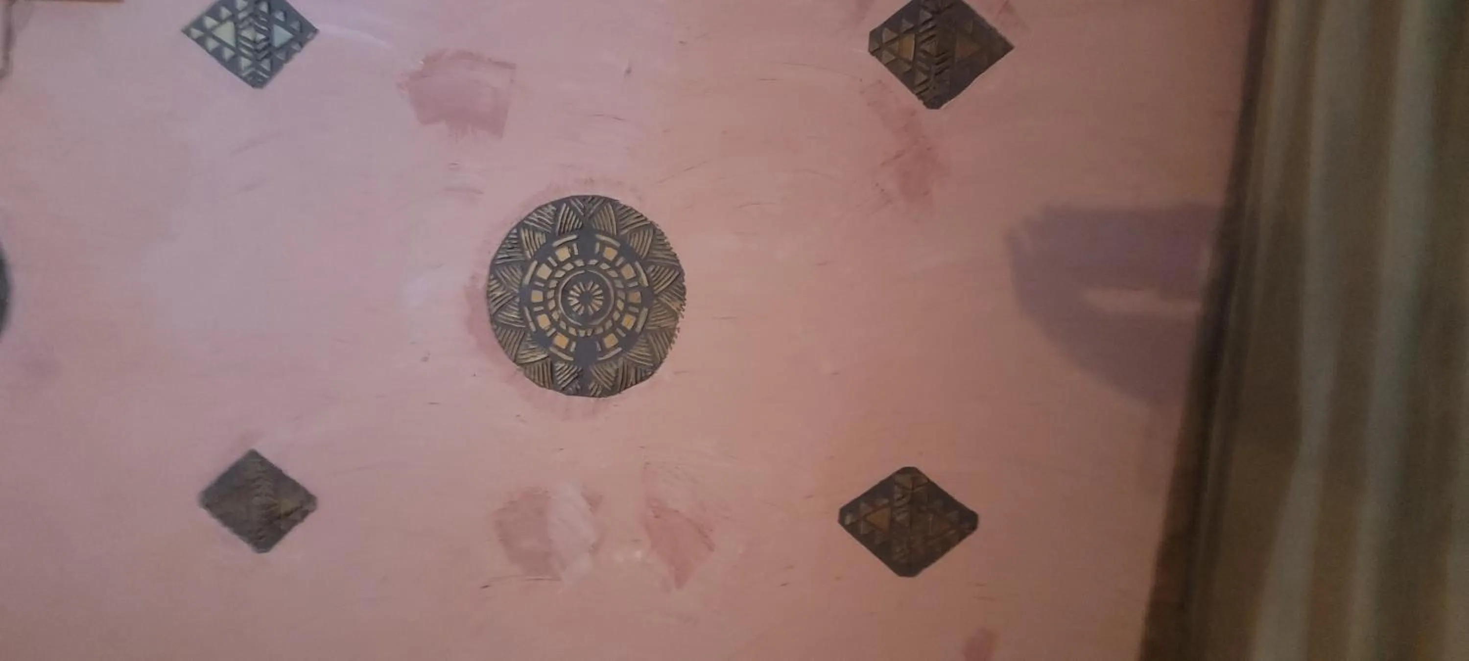 Decorative detail in Imbassaí Pousada Hostel Lujimba