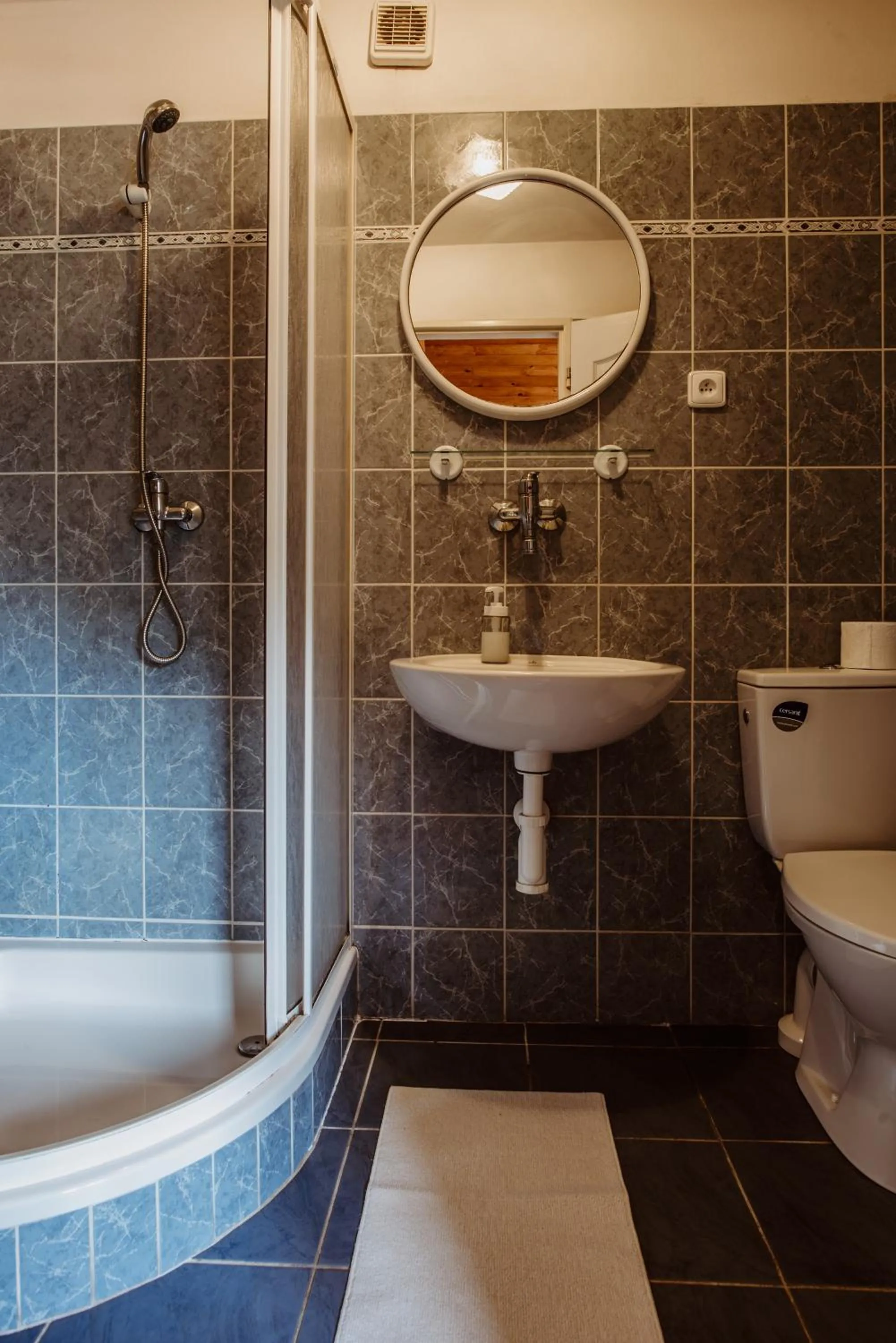 Bathroom in Pension Styl