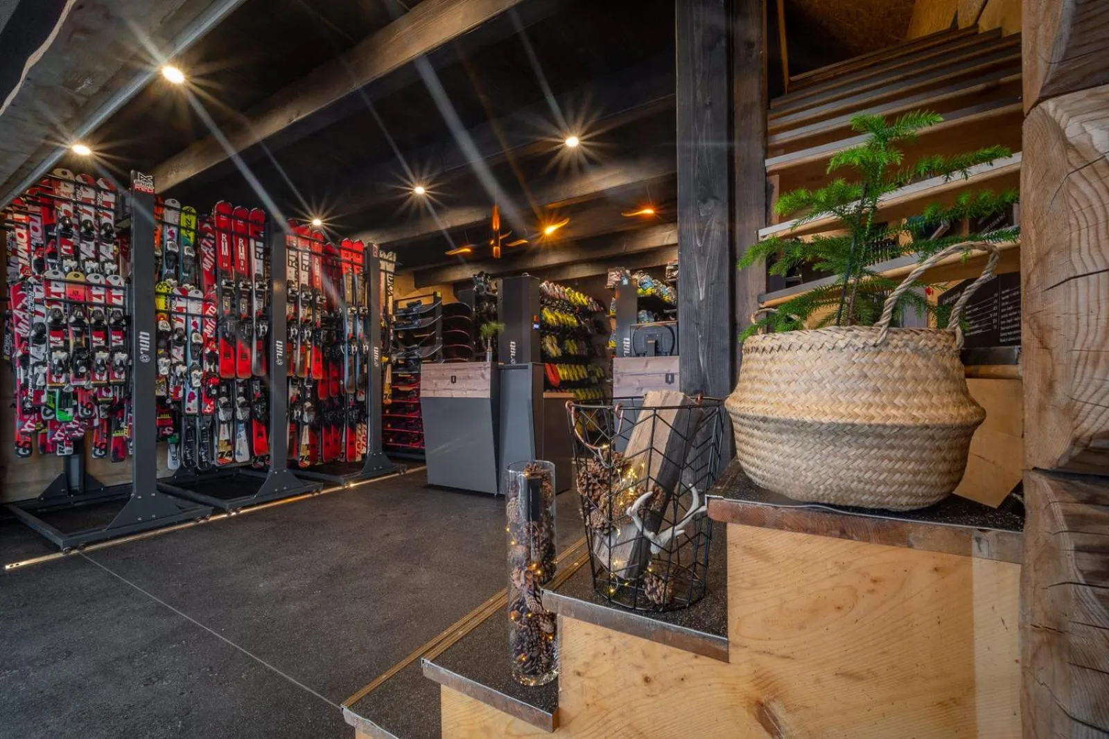 Nearby landmark in Silverton -sauna,jacuzzi,mini siłownia,bar sezonowy, przyjazny rodzinom