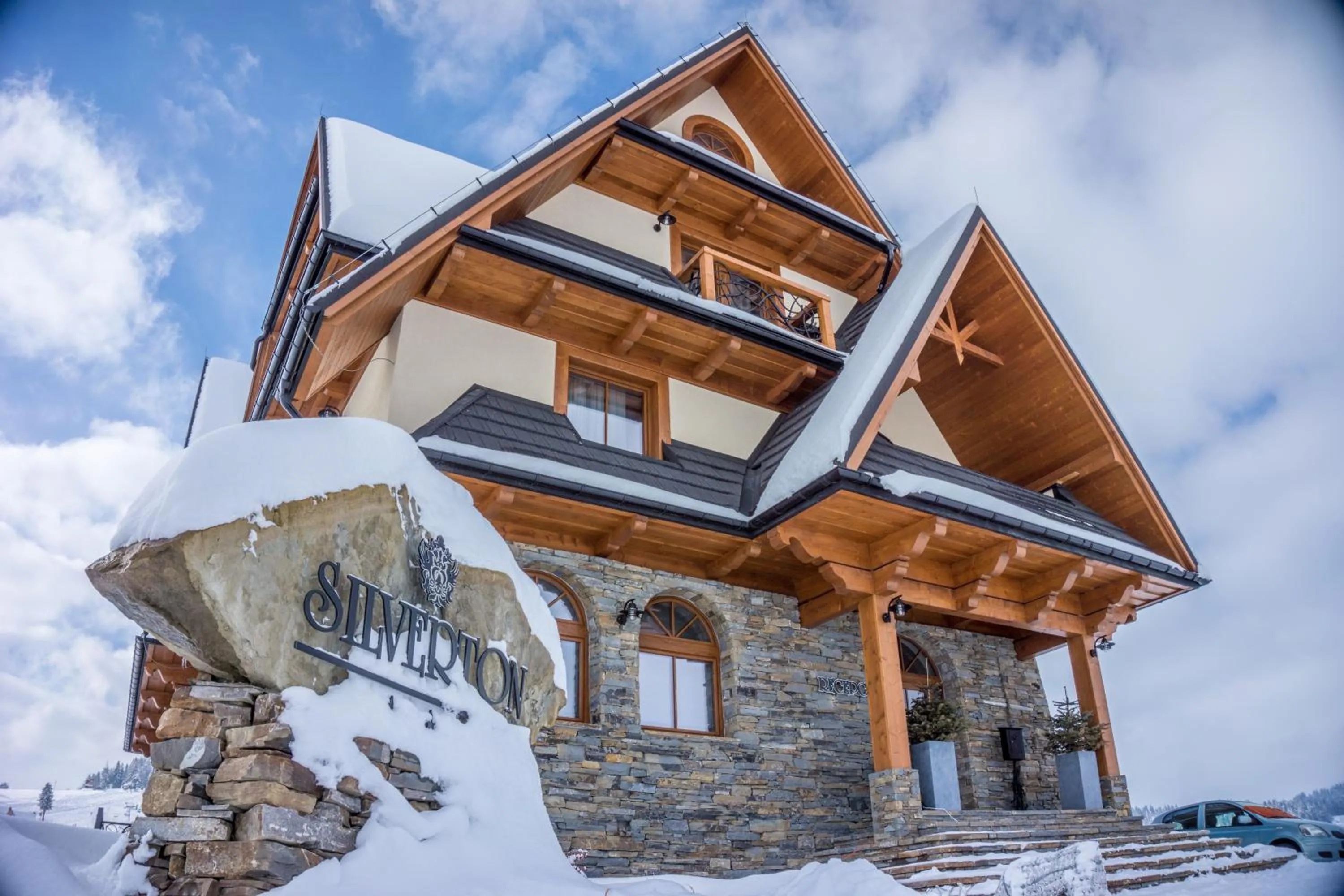 Facade/entrance in Silverton -sauna,jacuzzi,mini siłownia,bar sezonowy, przyjazny rodzinom
