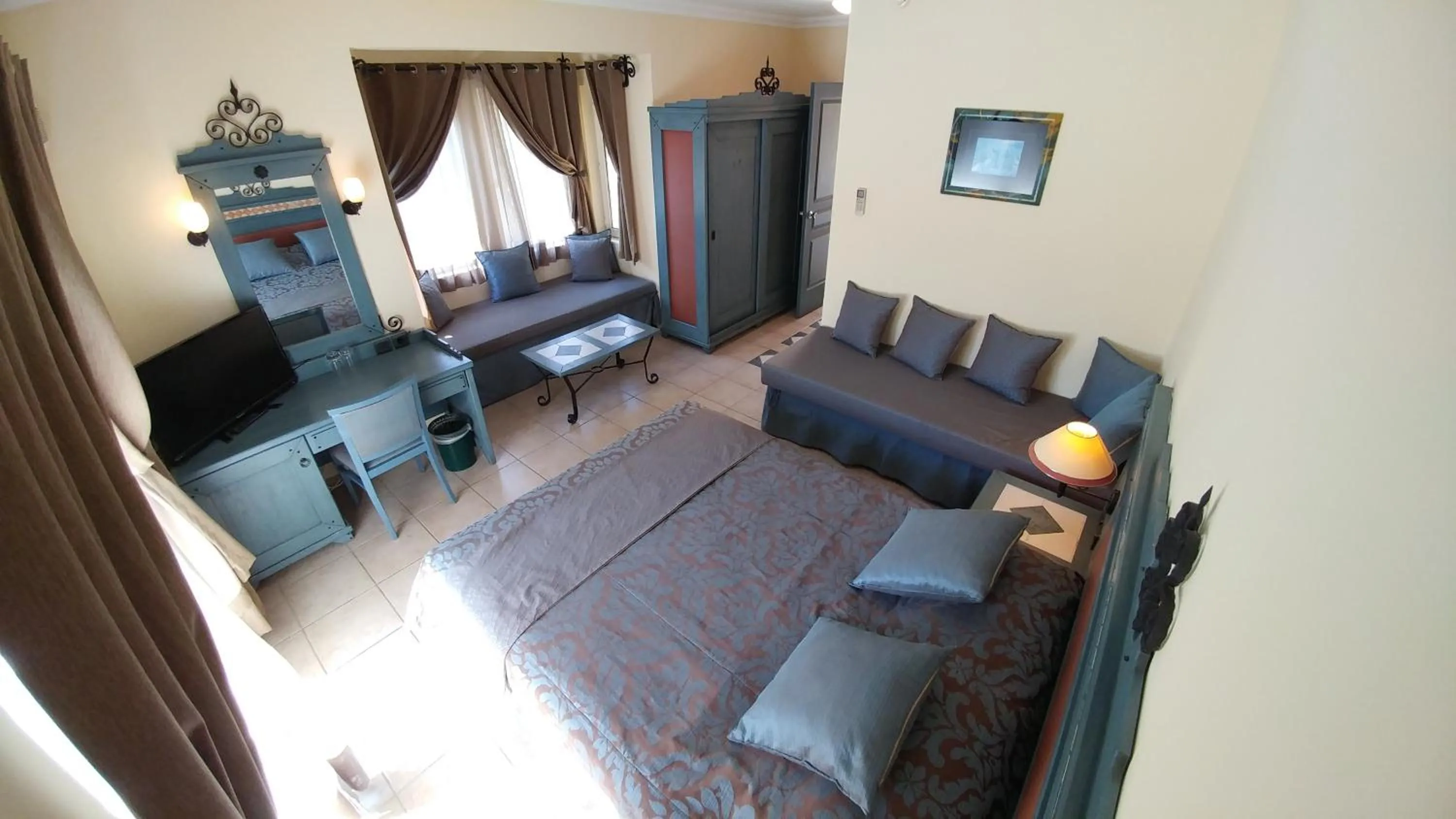 Photo of the whole room in Club Alla Turca