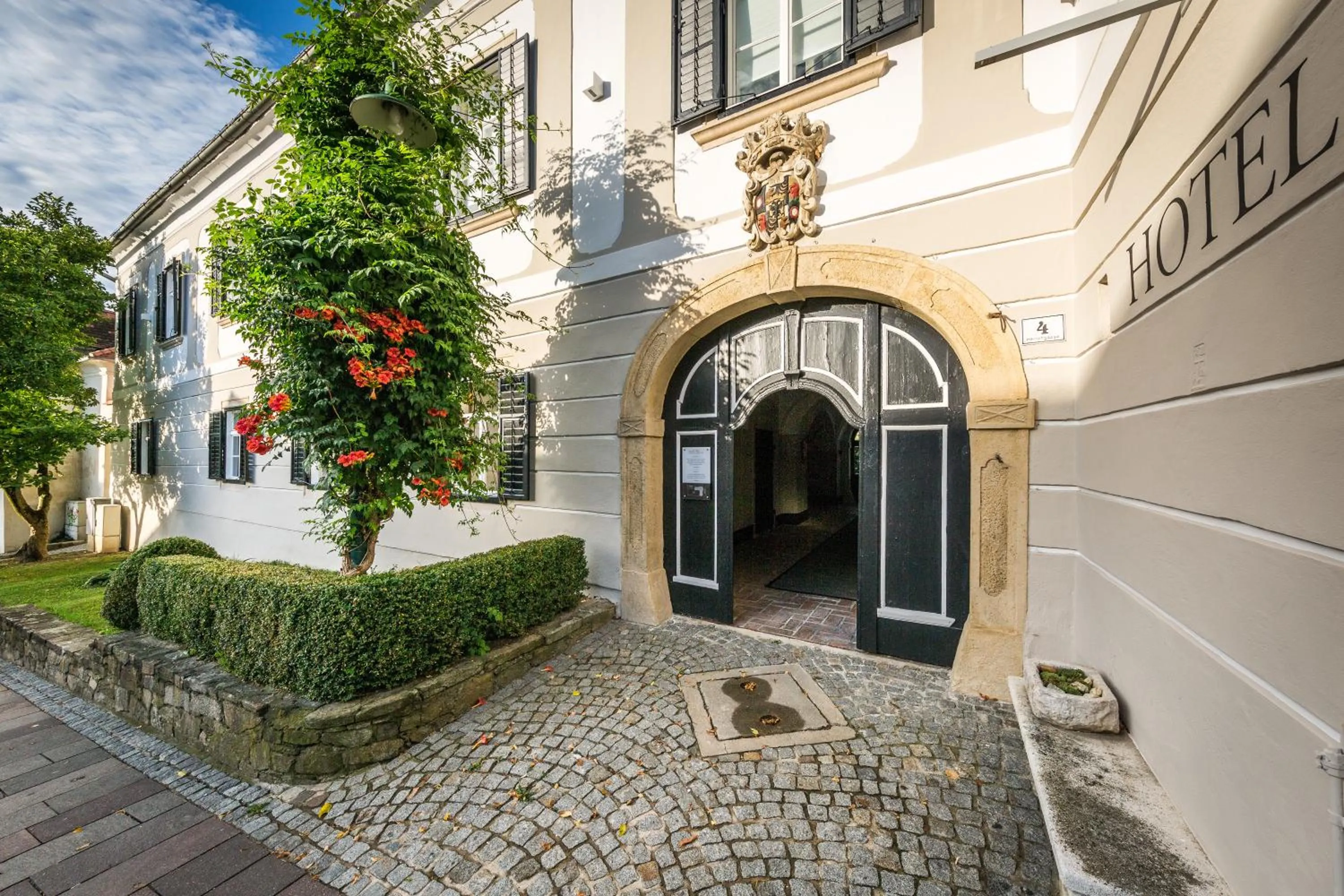 Facade/entrance in Boutique-Hotel Alter Gerichtshof