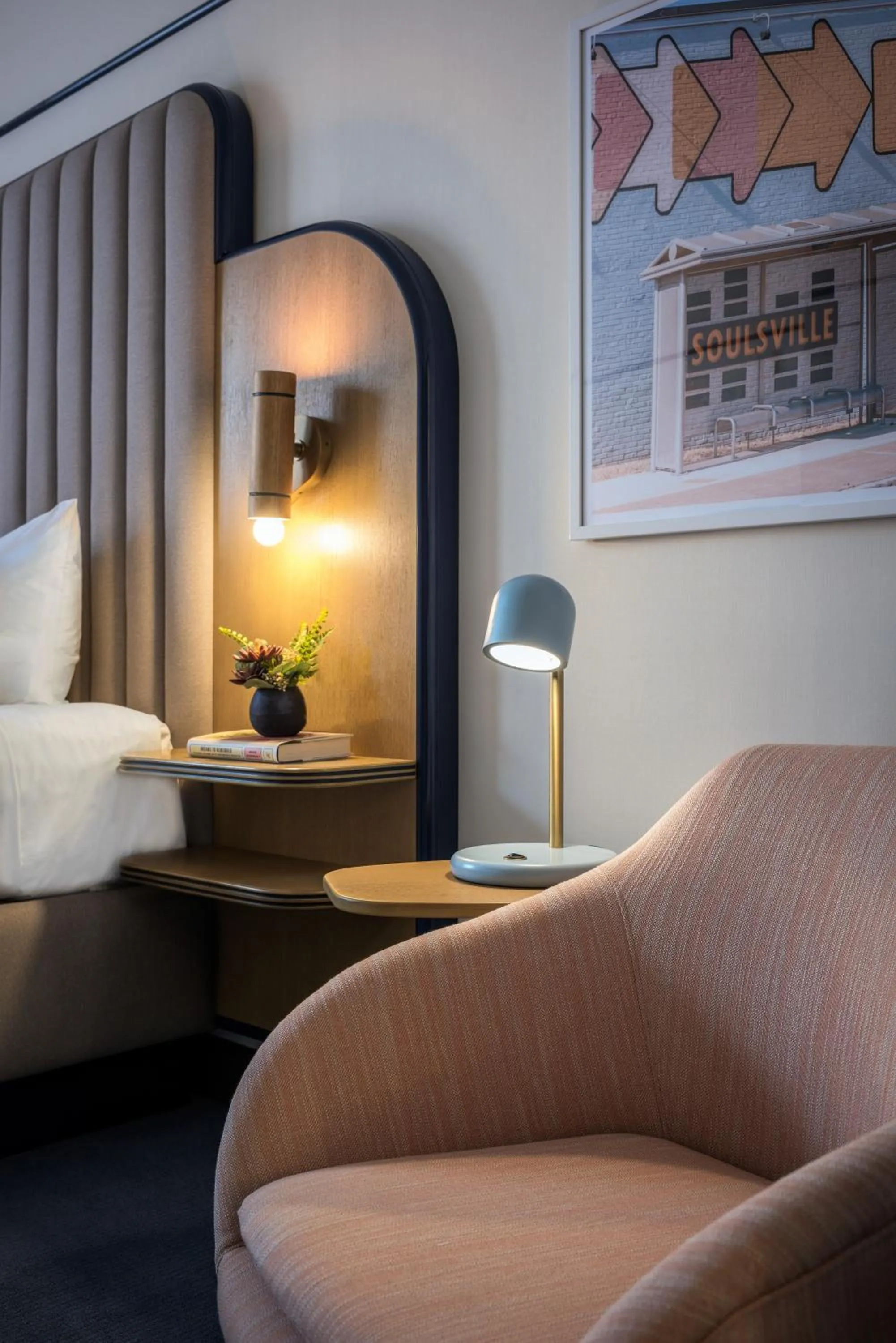 Decorative detail, Bed in Hu Hotel Memphis