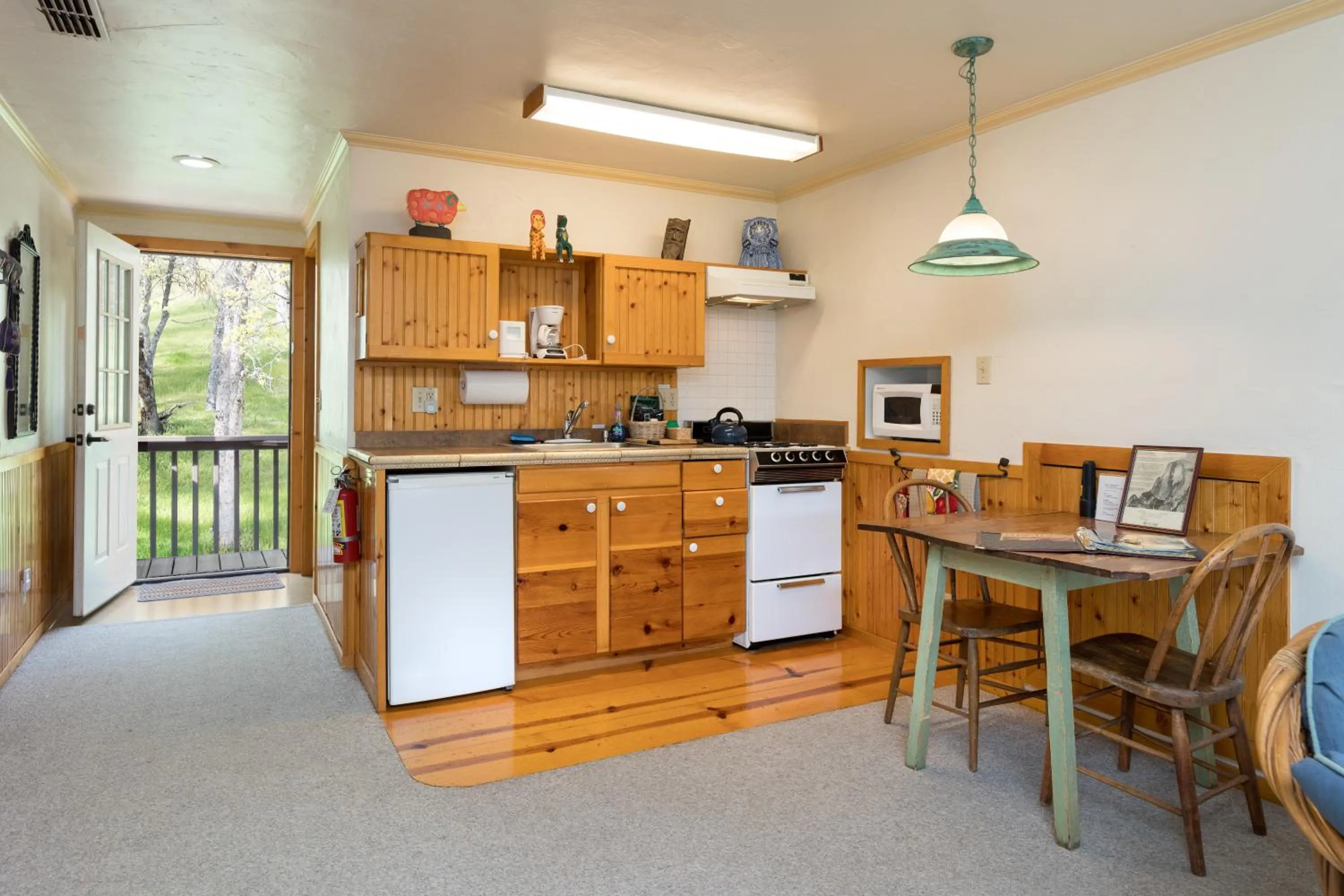 Kitchen or kitchenette in Homestead Cottages