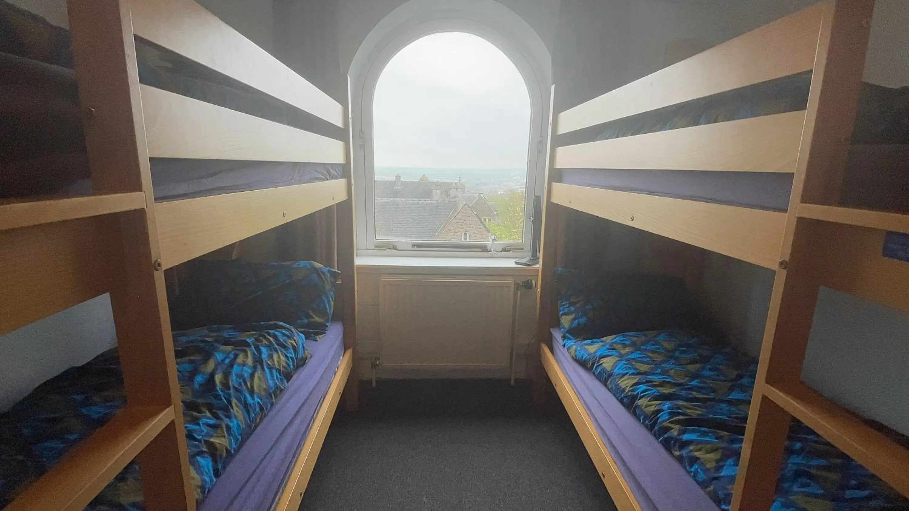 bunk bed, Bed in Stirling Youth Hostel