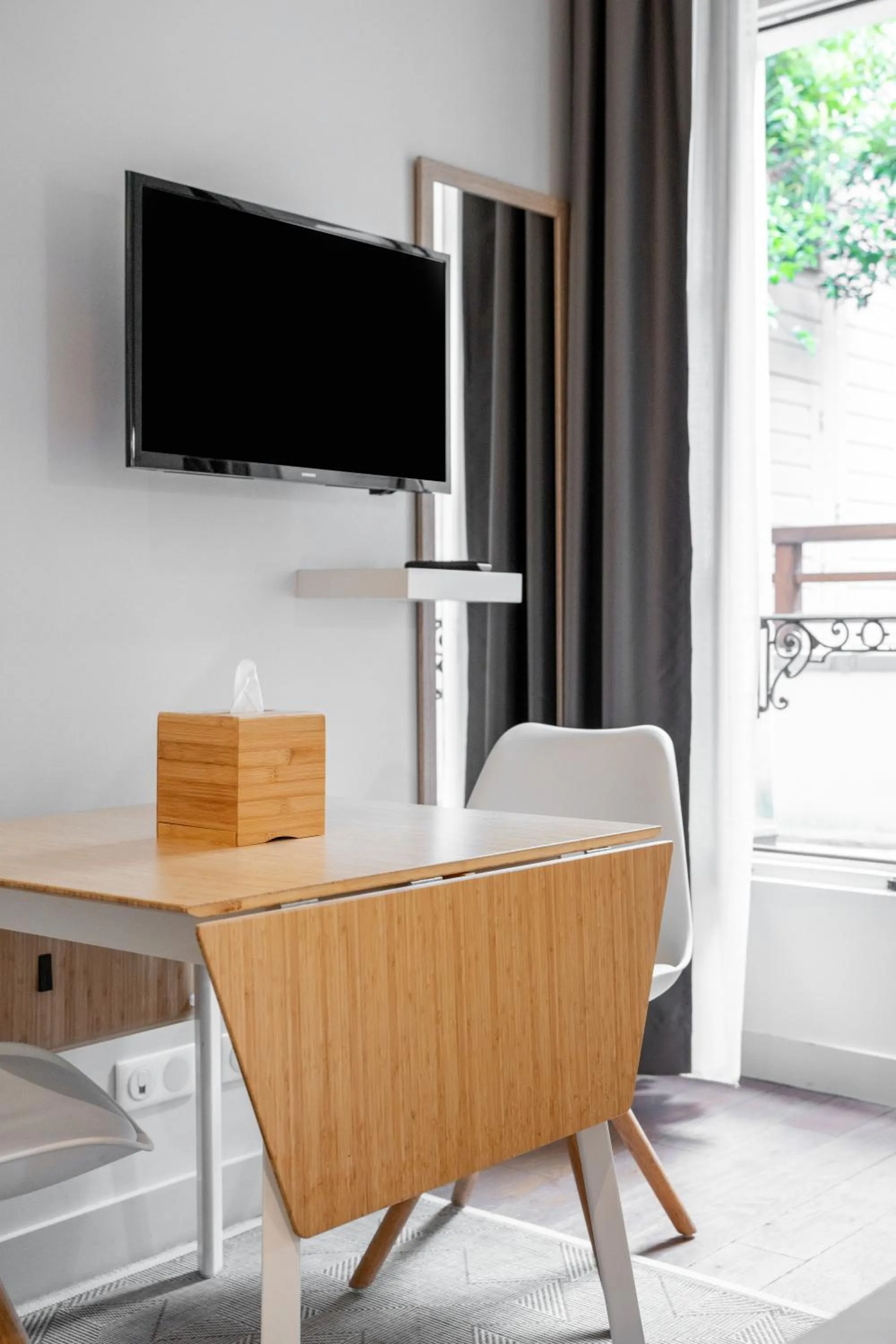 Communal lounge/ TV room in Apparts de l'Oncle Louis