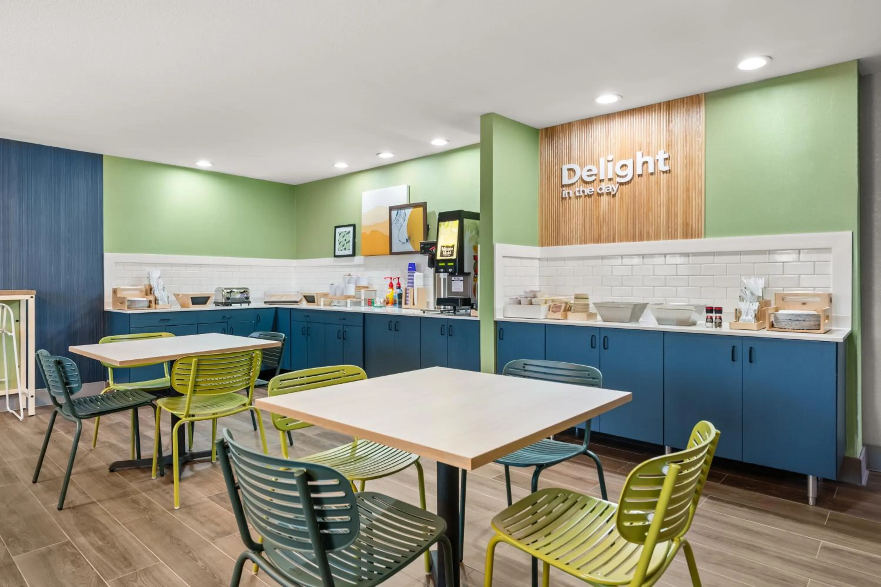 Breakfast in Spark By Hilton Eden Prairie