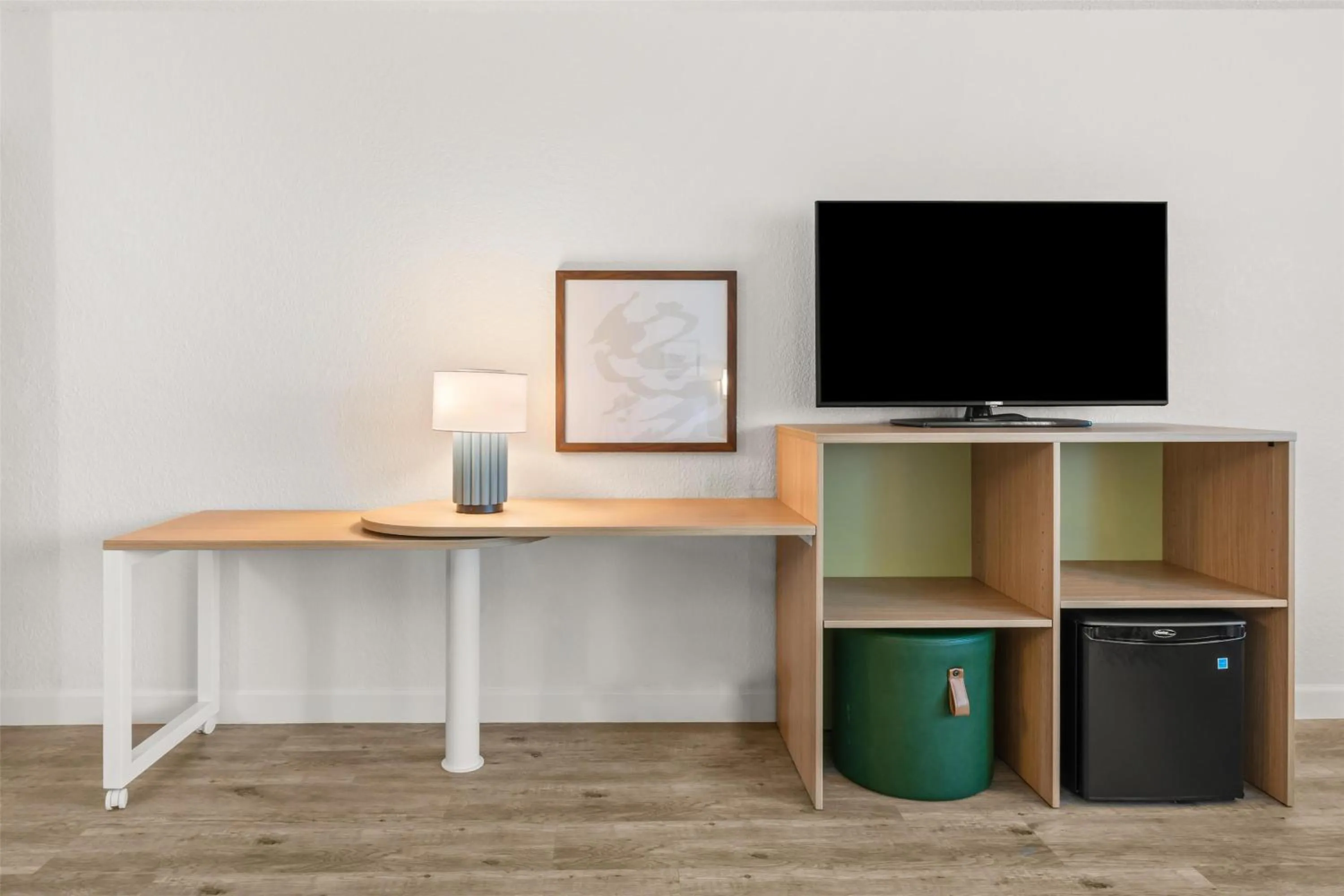 Bedroom in Spark By Hilton Eden Prairie