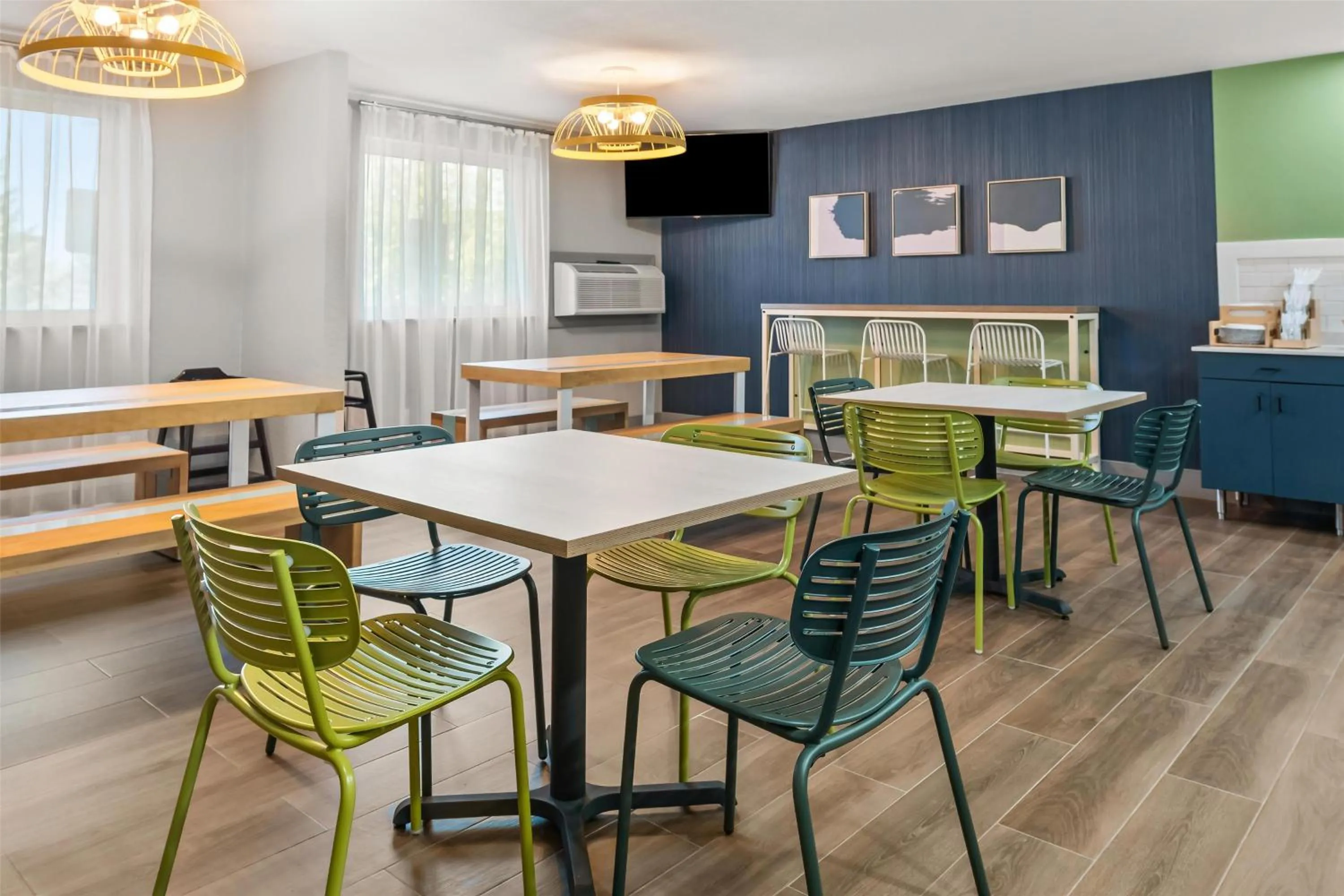 Breakfast in Spark By Hilton Eden Prairie