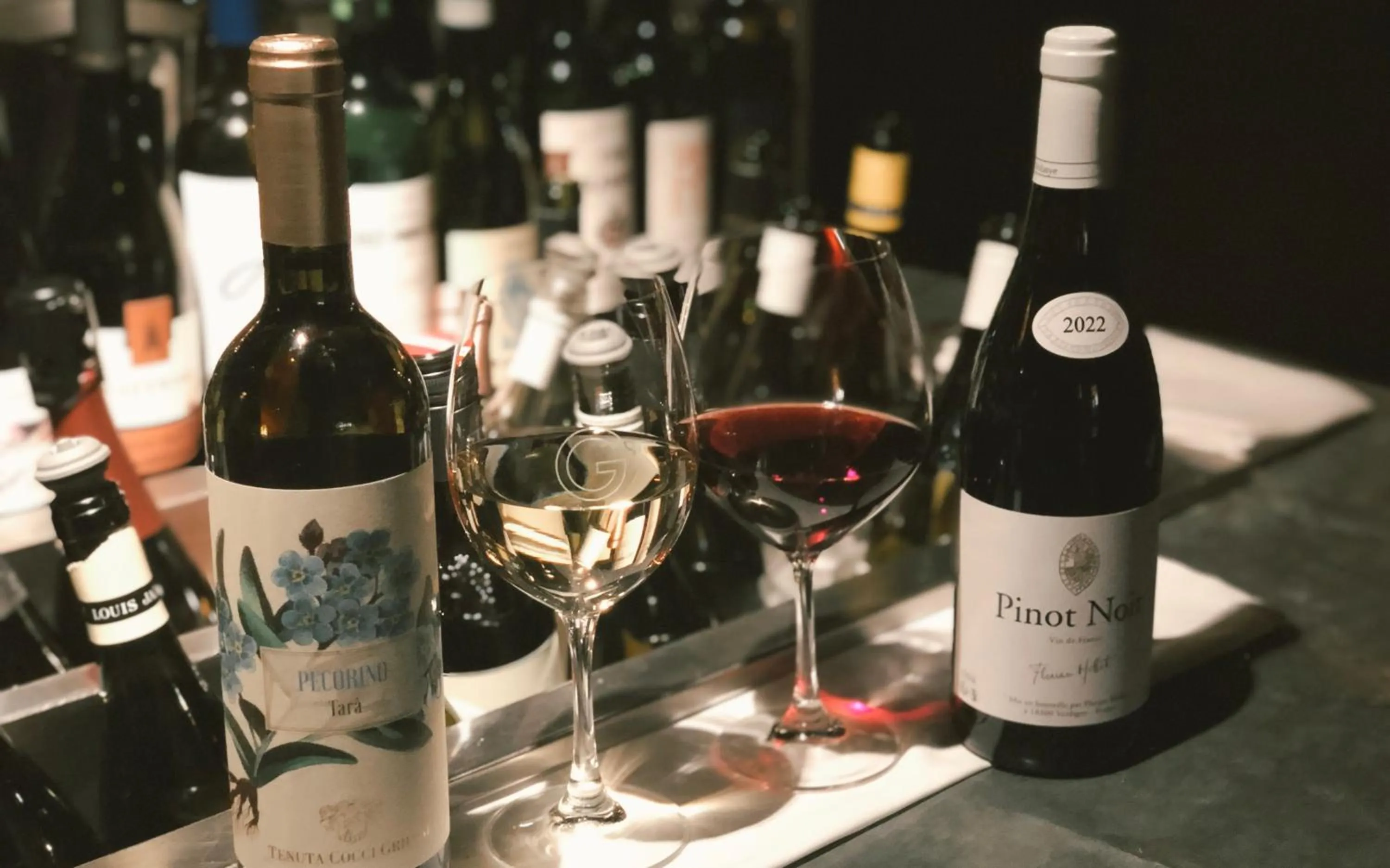 Restaurant/places to eat in The Ivy at Verity