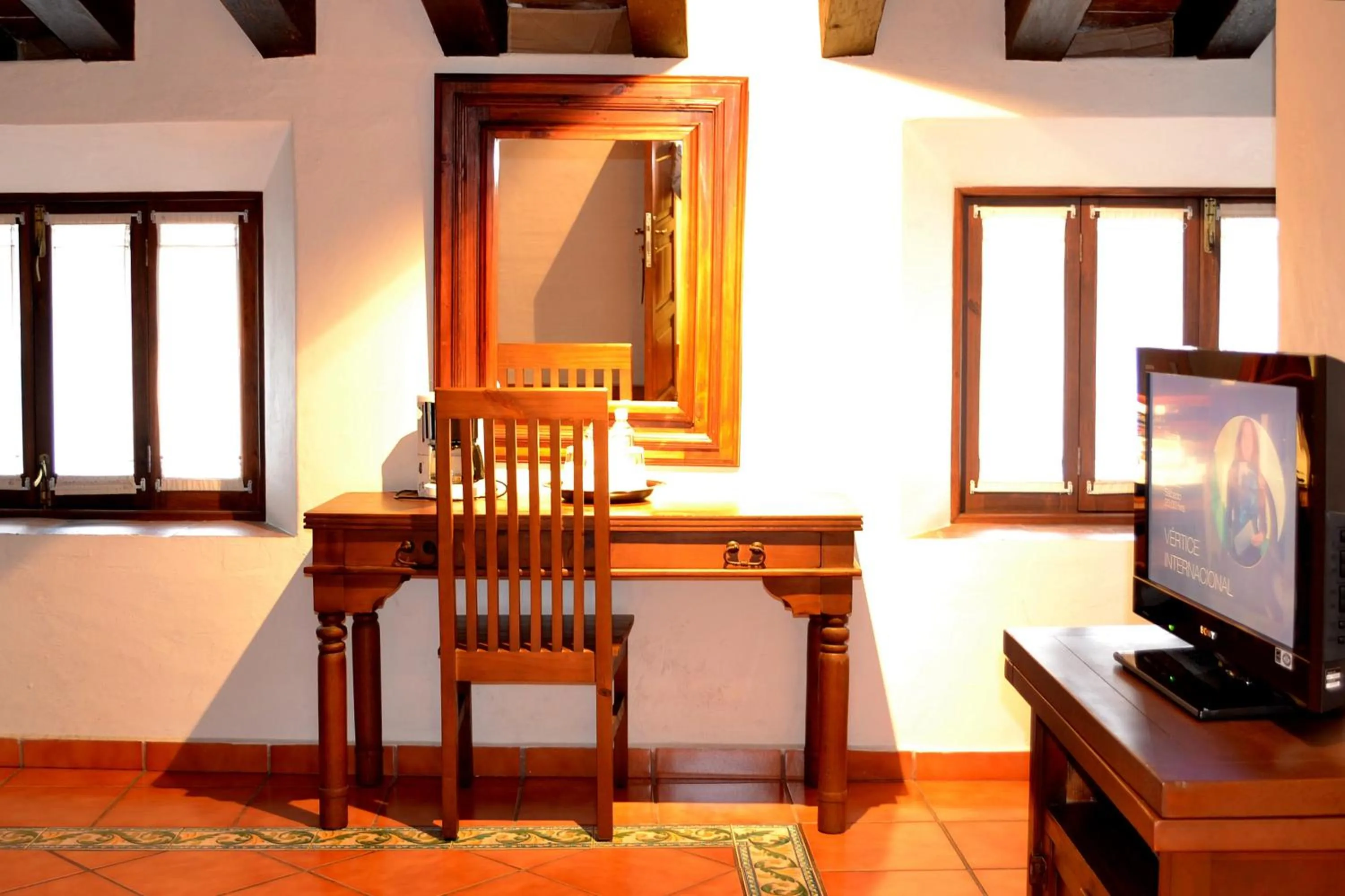 TV and multimedia in Meson del Alferez Coatepec