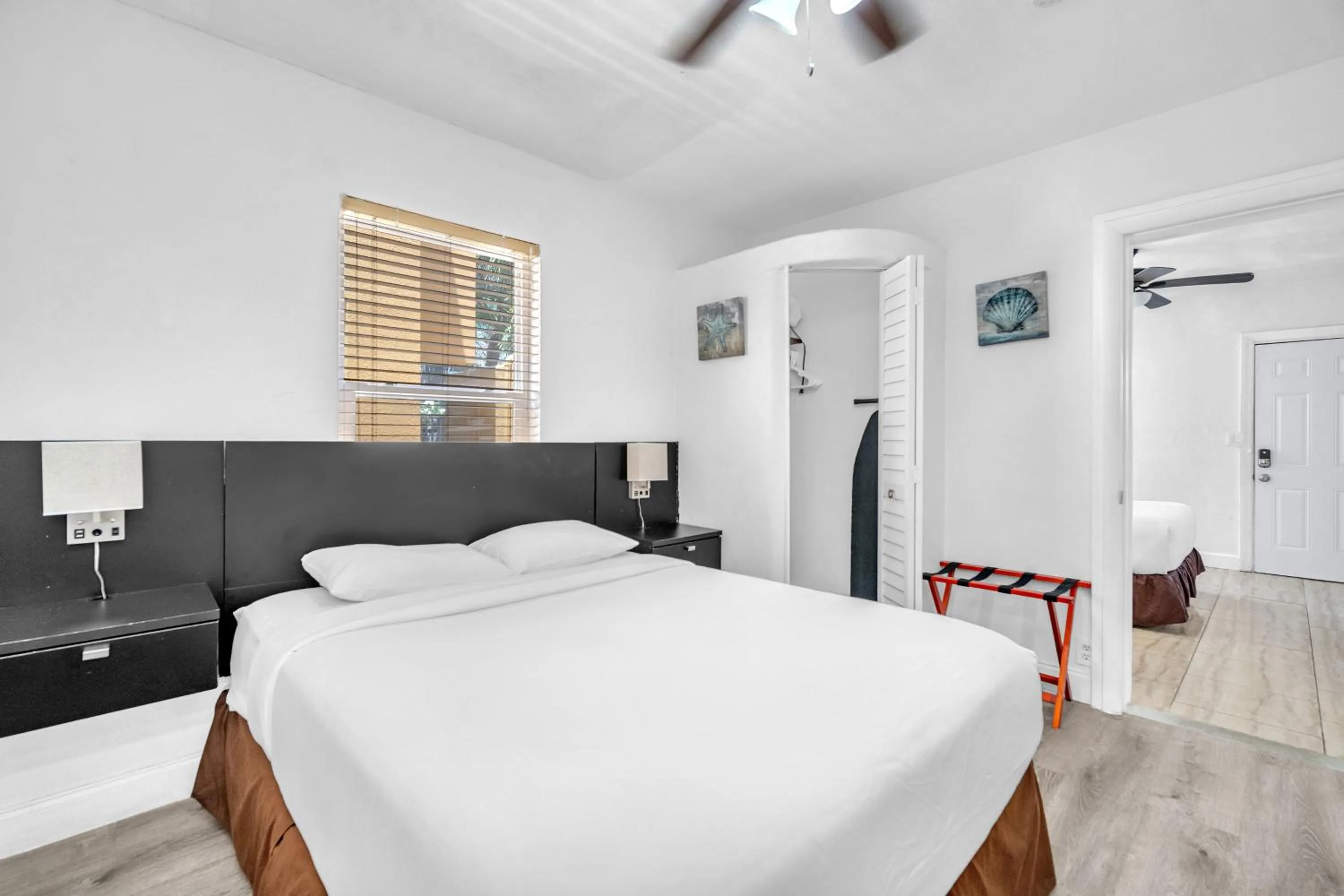 Bed in Laguna Blu Beach