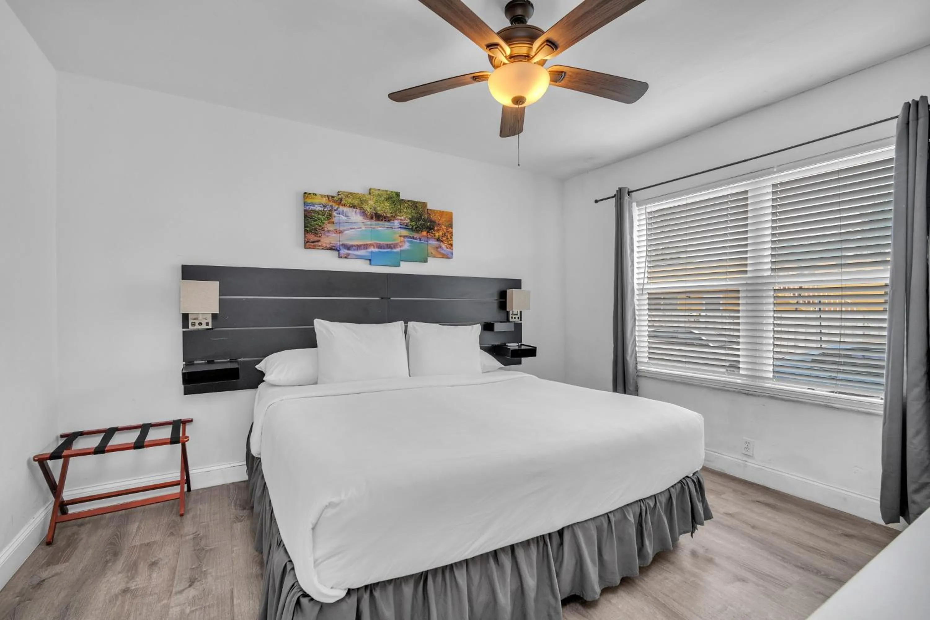 Bed in Laguna Blu Beach