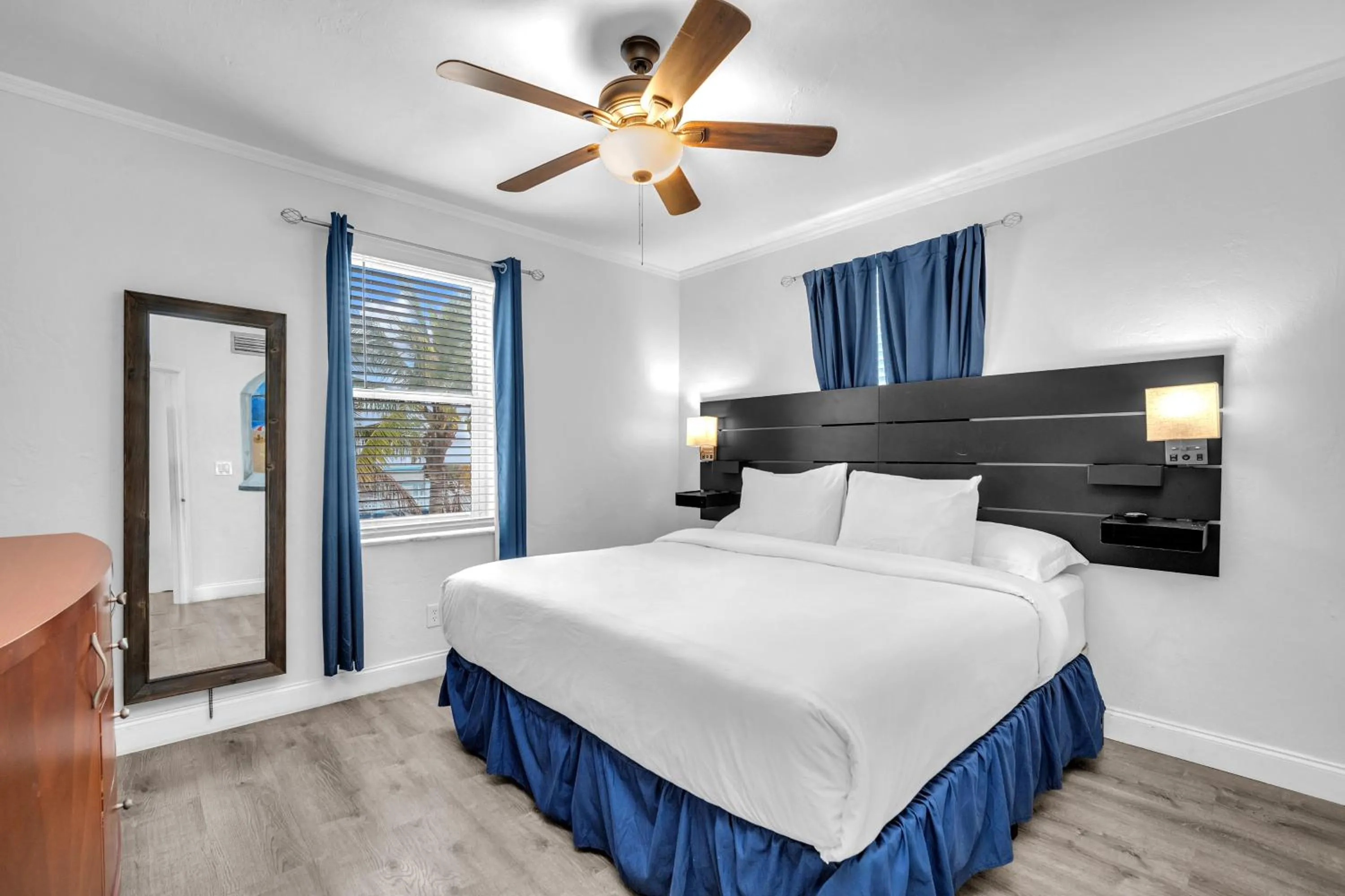 Bed in Laguna Blu Beach