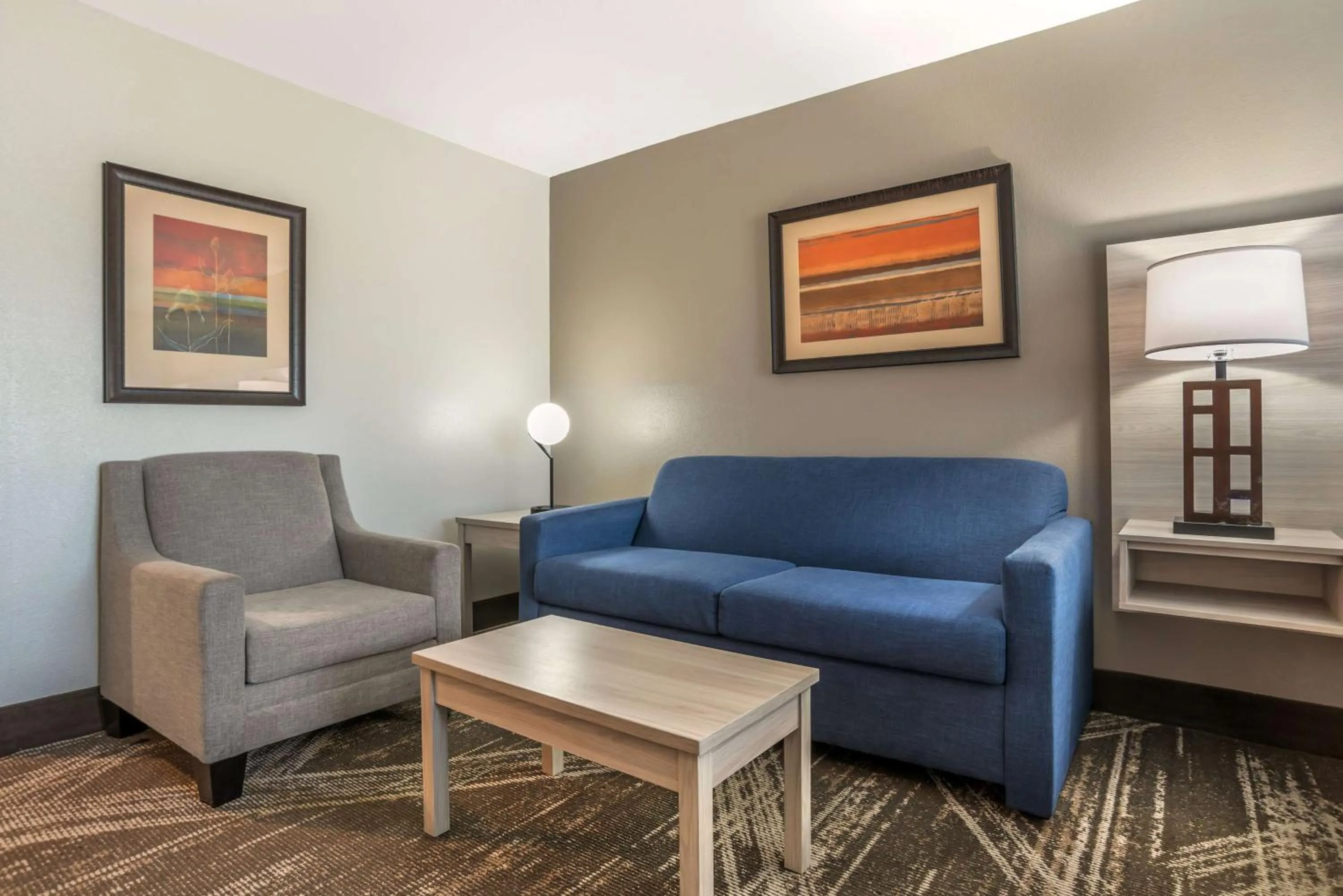 Bedroom in Best Western Plus Jackson Downtown Coliseum