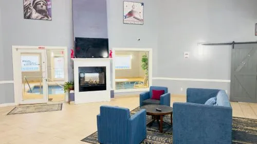 AmericInn by Wyndham Lake Mills