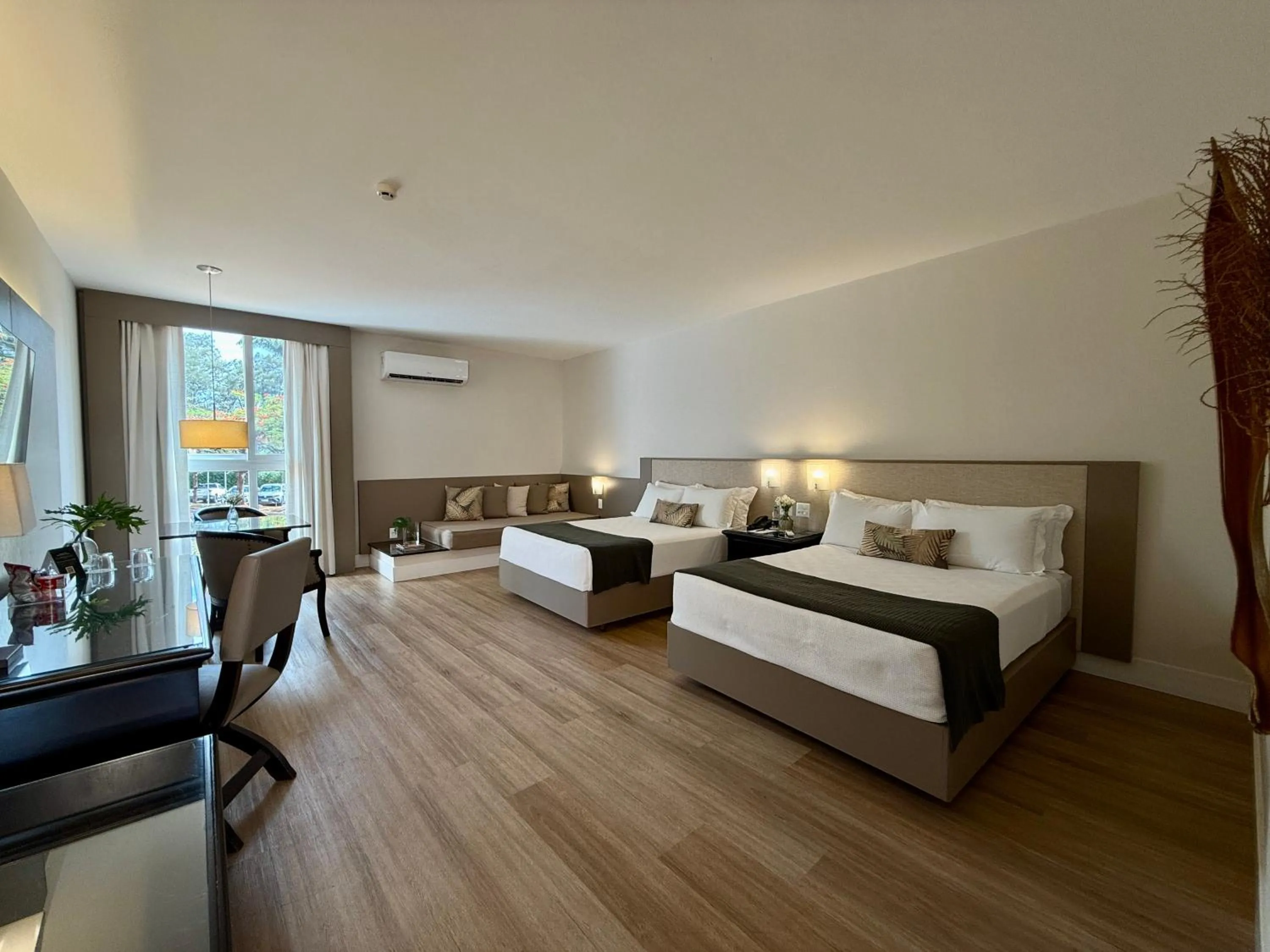 Bedroom, Bed in Hotel JP Ribeirão Preto Resort & Convenções by Nacional Inn