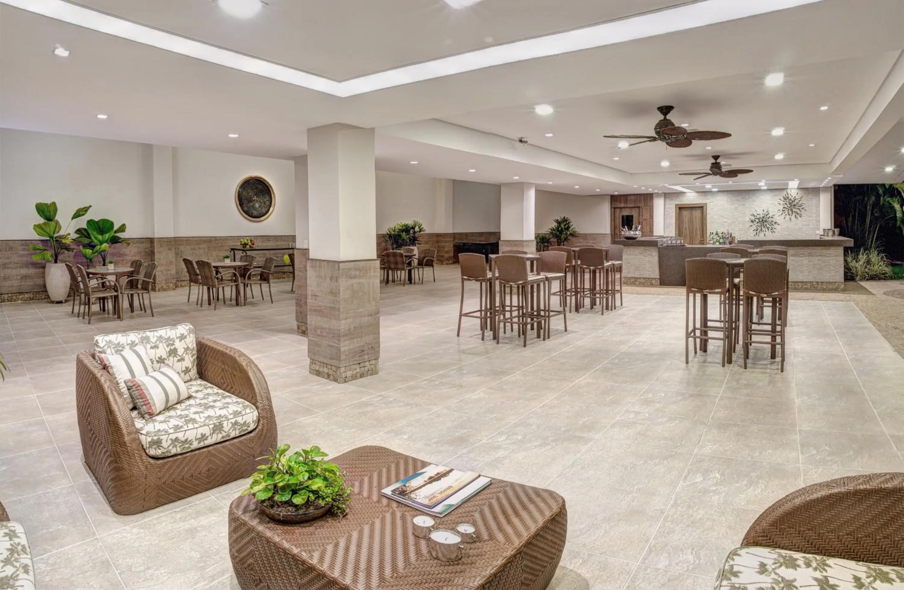 Lounge or bar in Hotel JP Ribeirão Preto Resort & Convenções by Nacional Inn