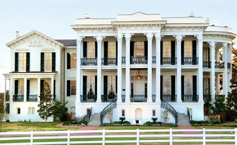 Property building in Nottoway Plantation and Resort