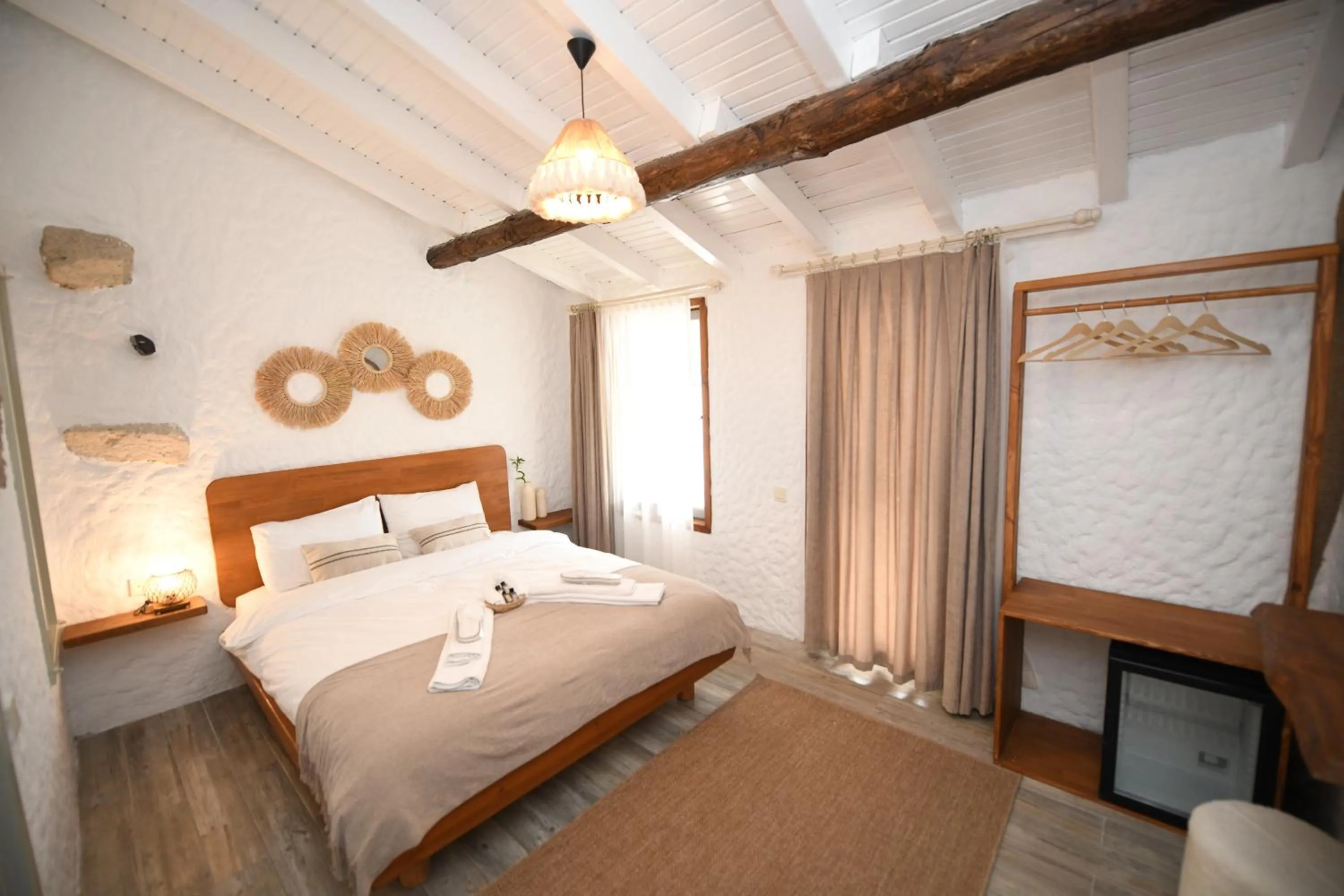 Bedroom, Bed in Mahzen Alaçatı