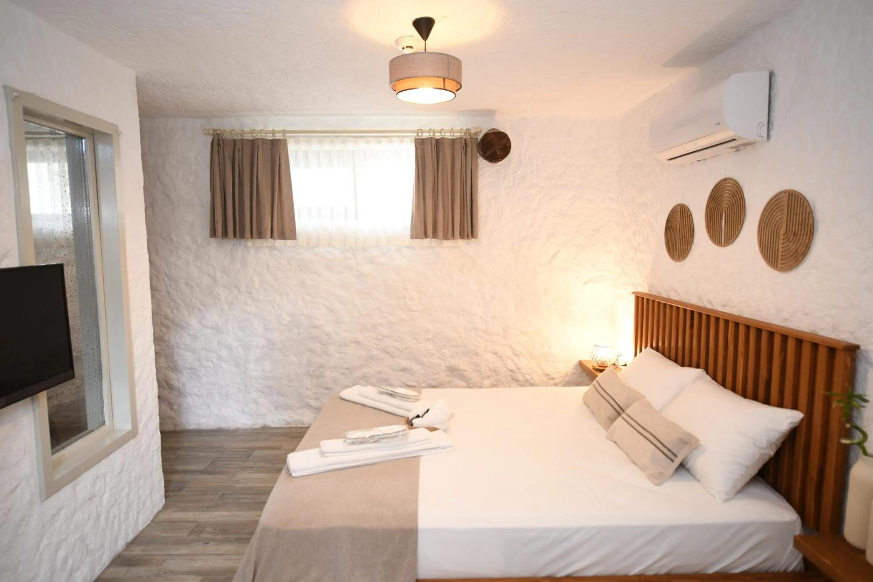 Bedroom, Bed in Mahzen Alaçatı