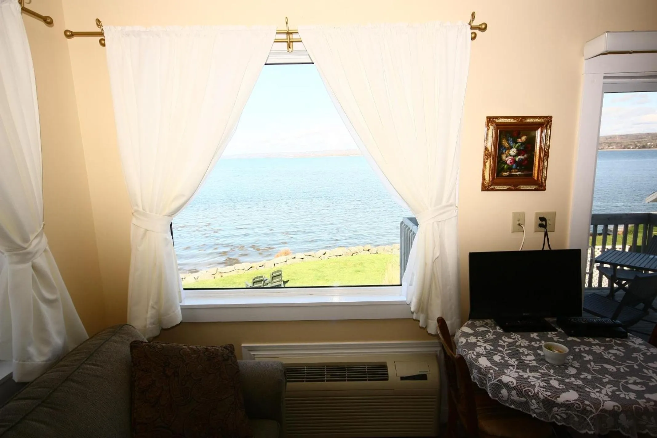 Sea view in Come from Away B&B