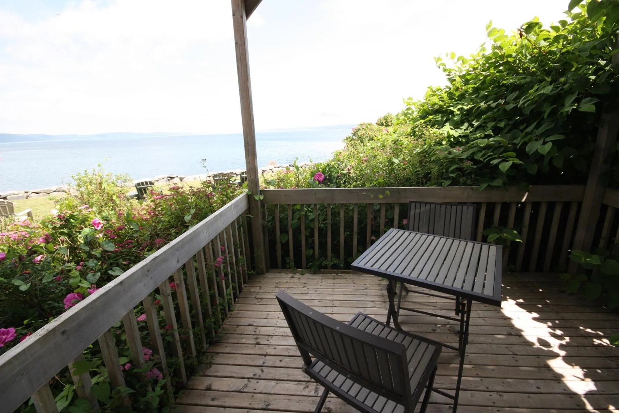 Balcony/Terrace in Come from Away B&B